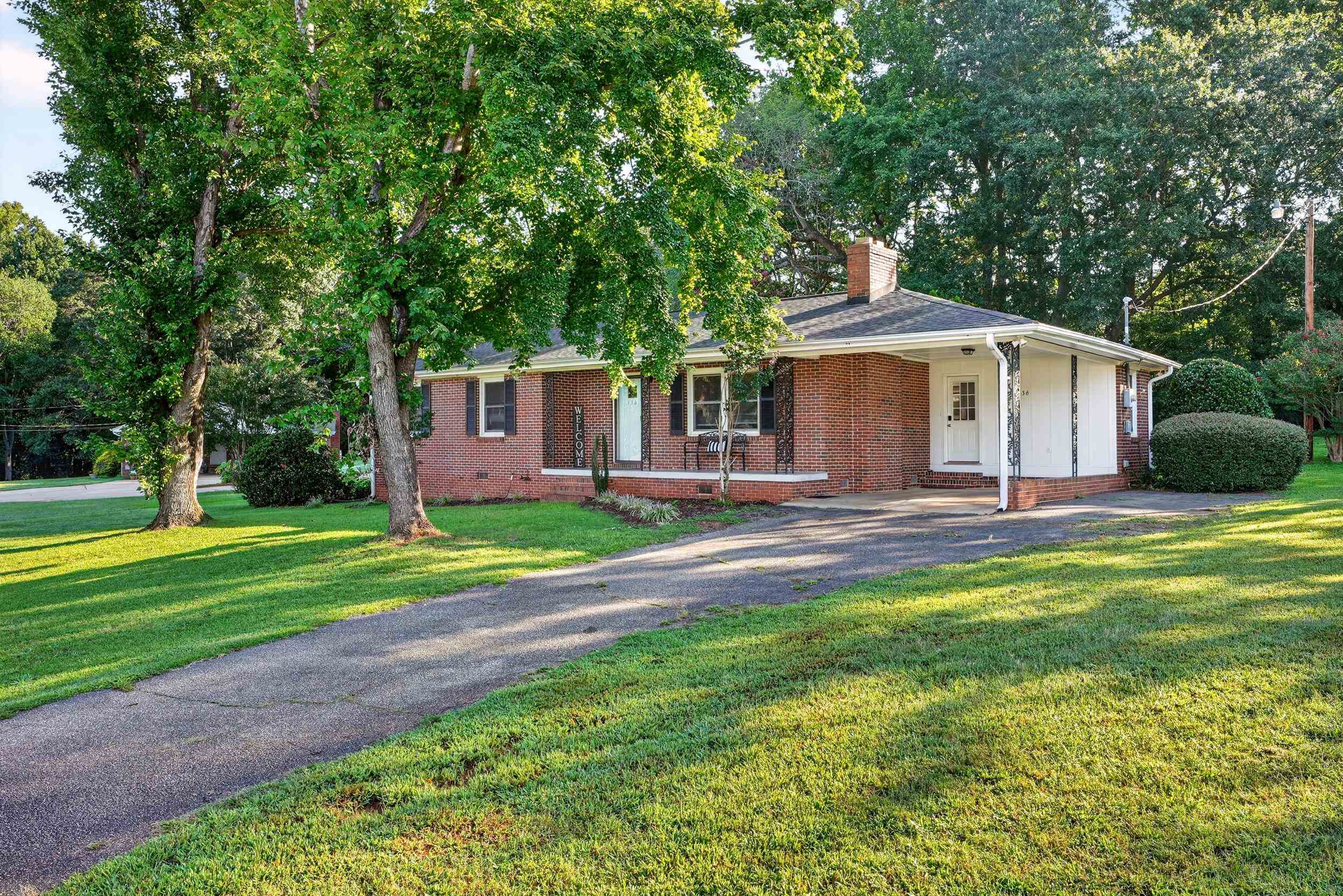 136 James Avenue Property Photo 33