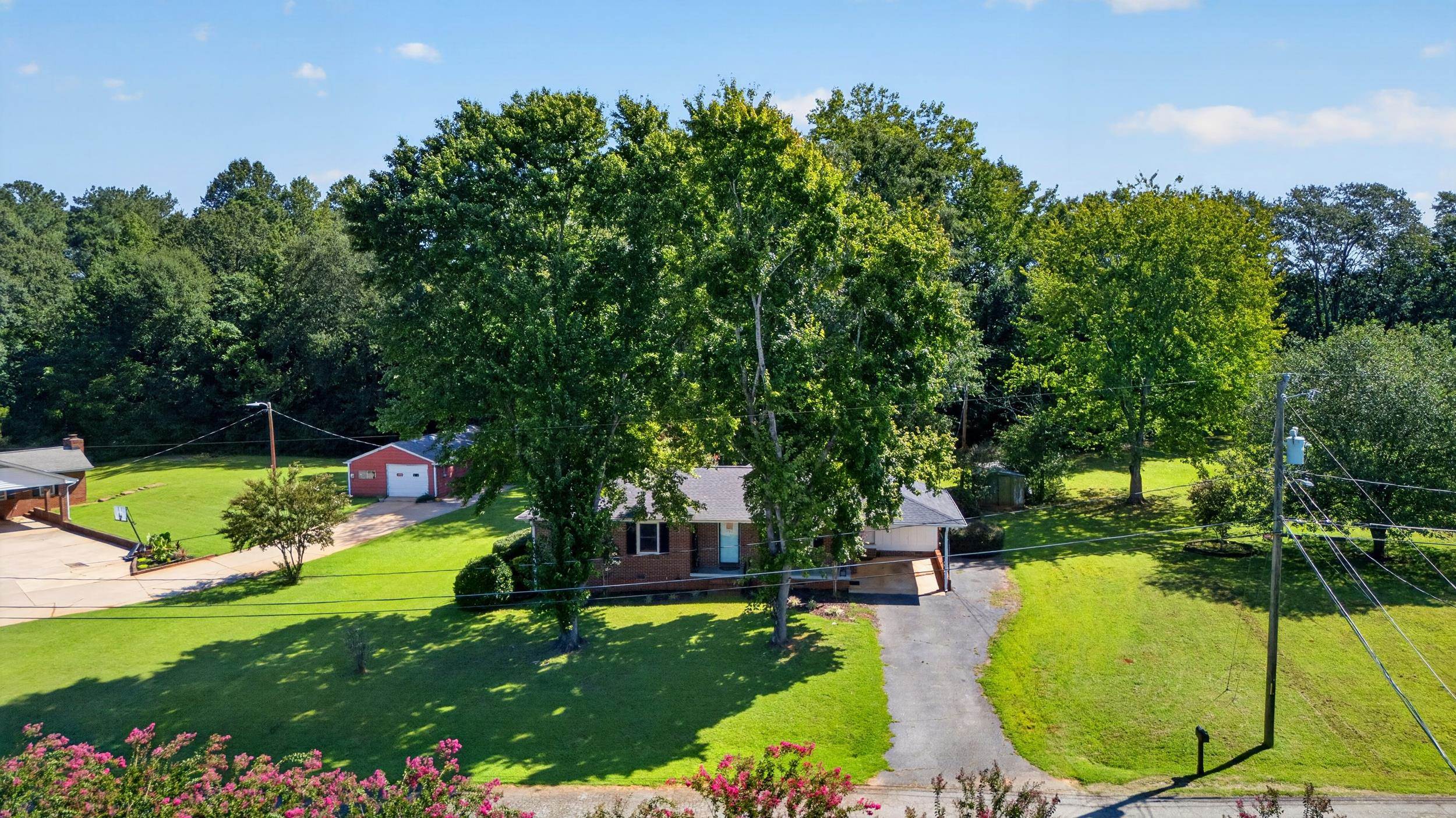 136 James Avenue Property Photo 37