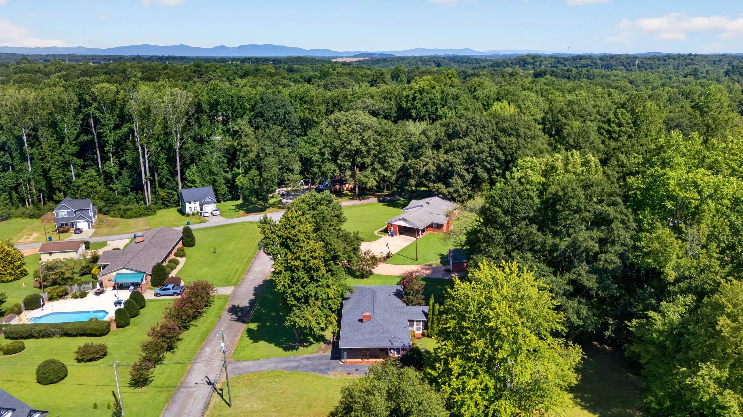 136 James Avenue Property Photo 42