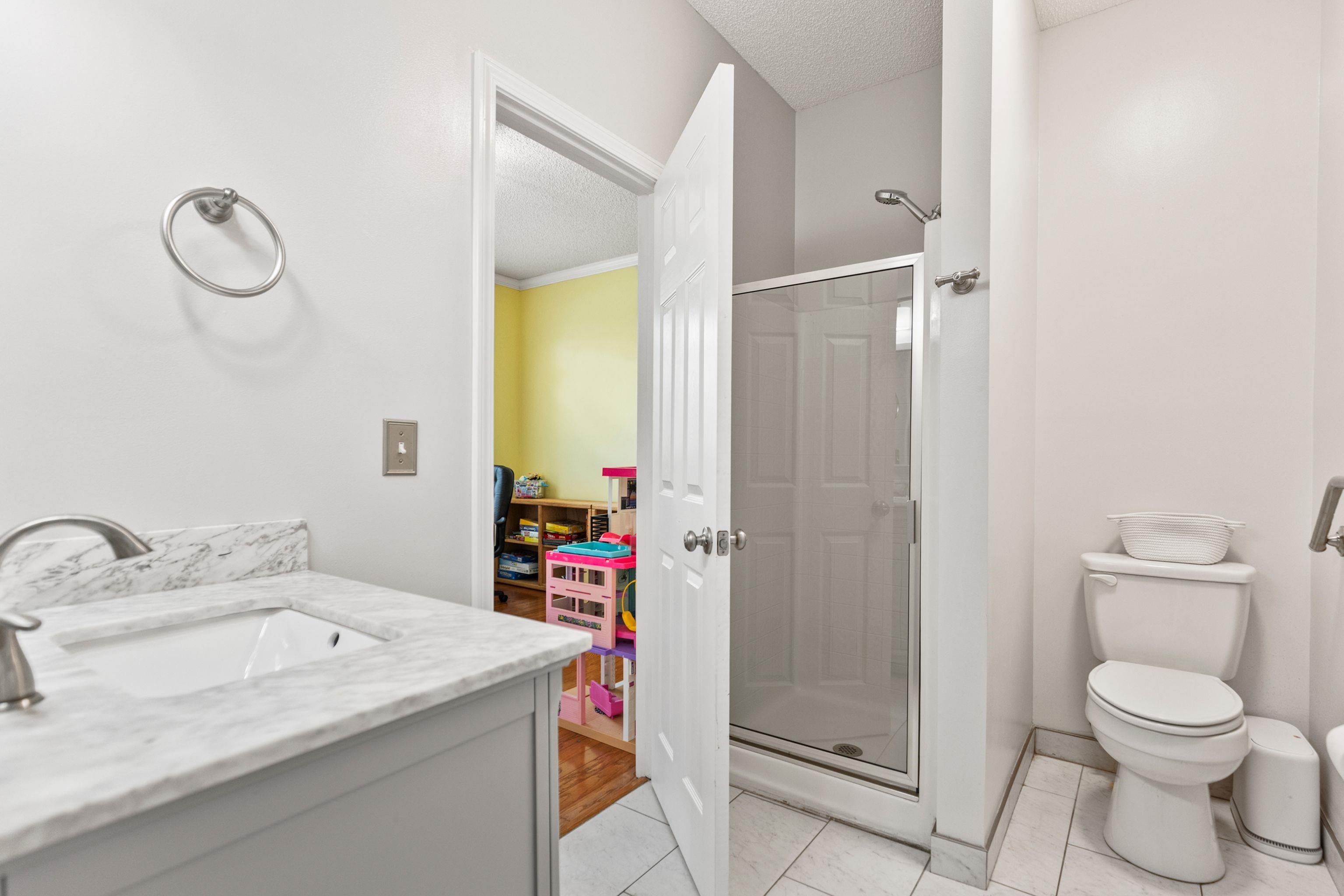 477 Waterford Point Drive Property Photo 7