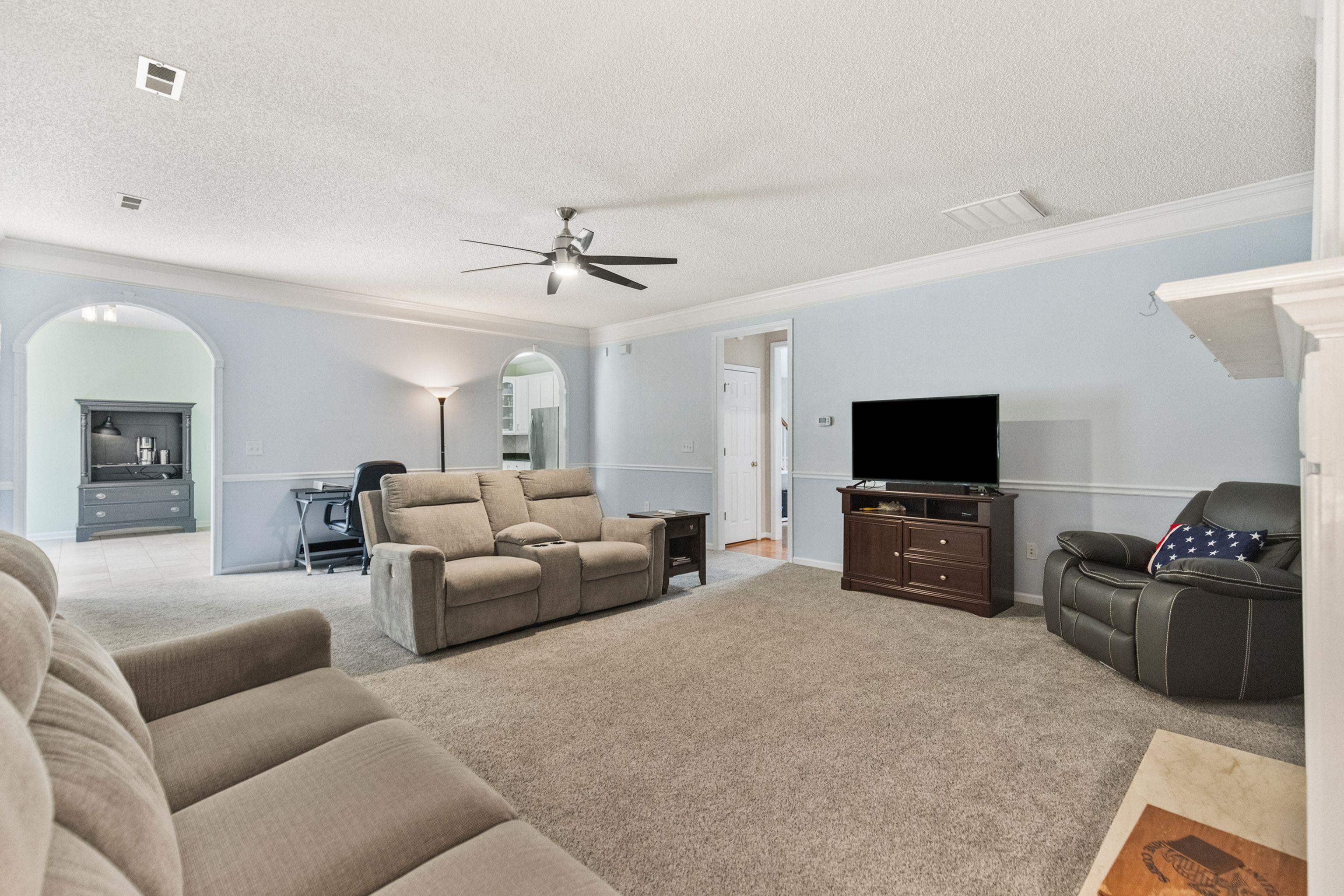 477 Waterford Point Drive Property Photo 9