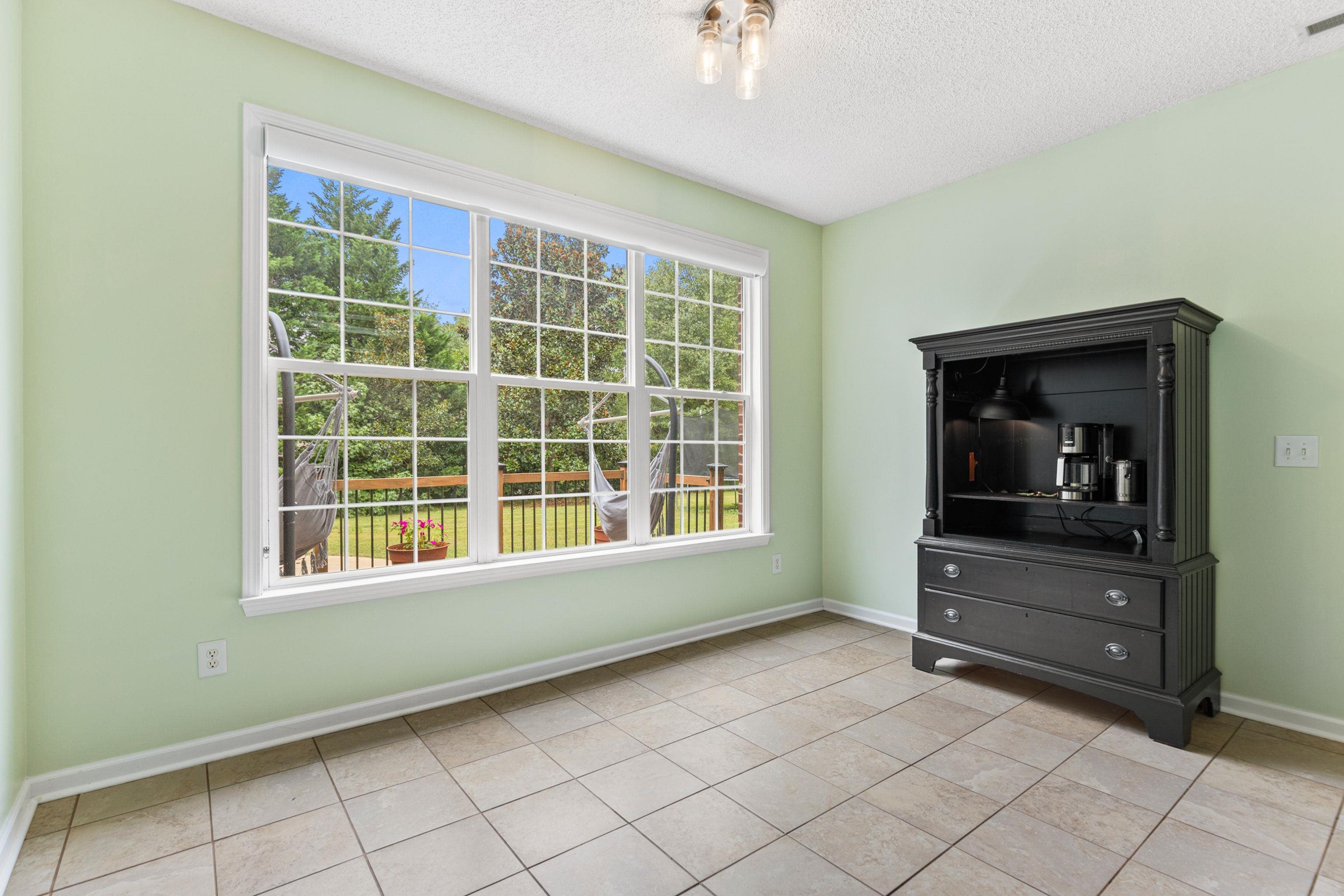 477 Waterford Point Drive Property Photo 13