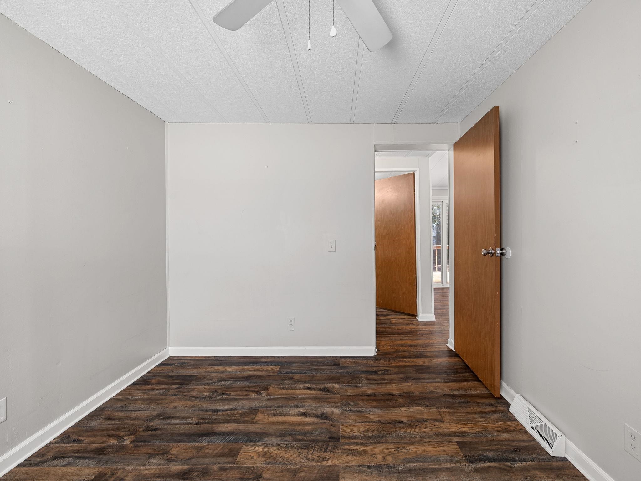 499 Murph Road Property Photo 27
