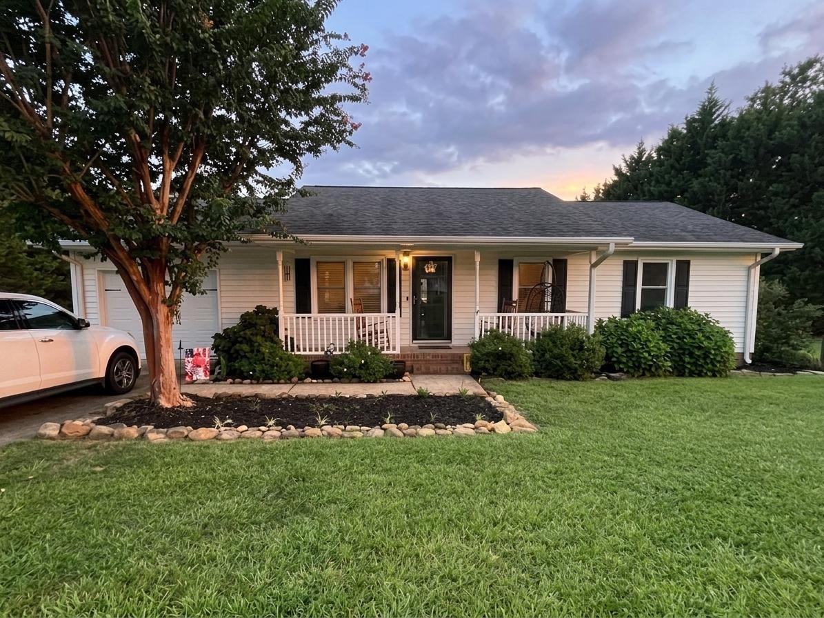 1081 Robbs School Rd