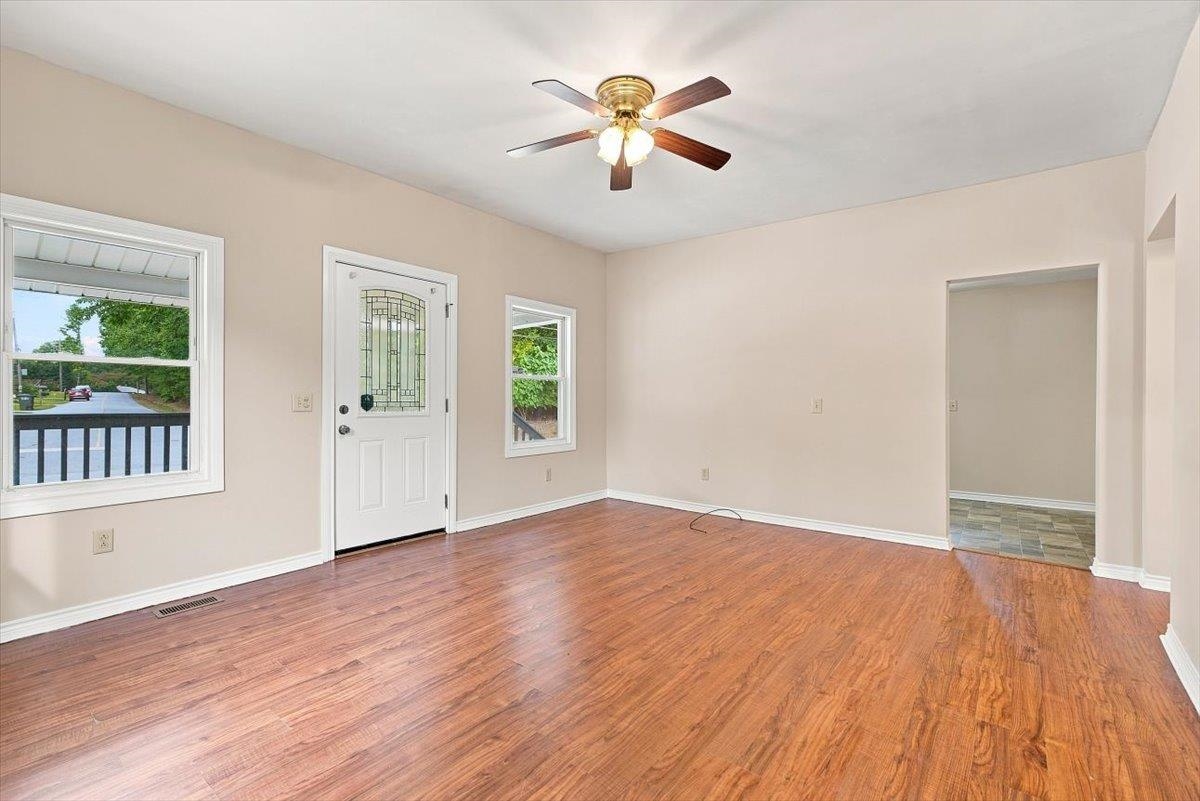923 N Pinckney Street Property Photo 7