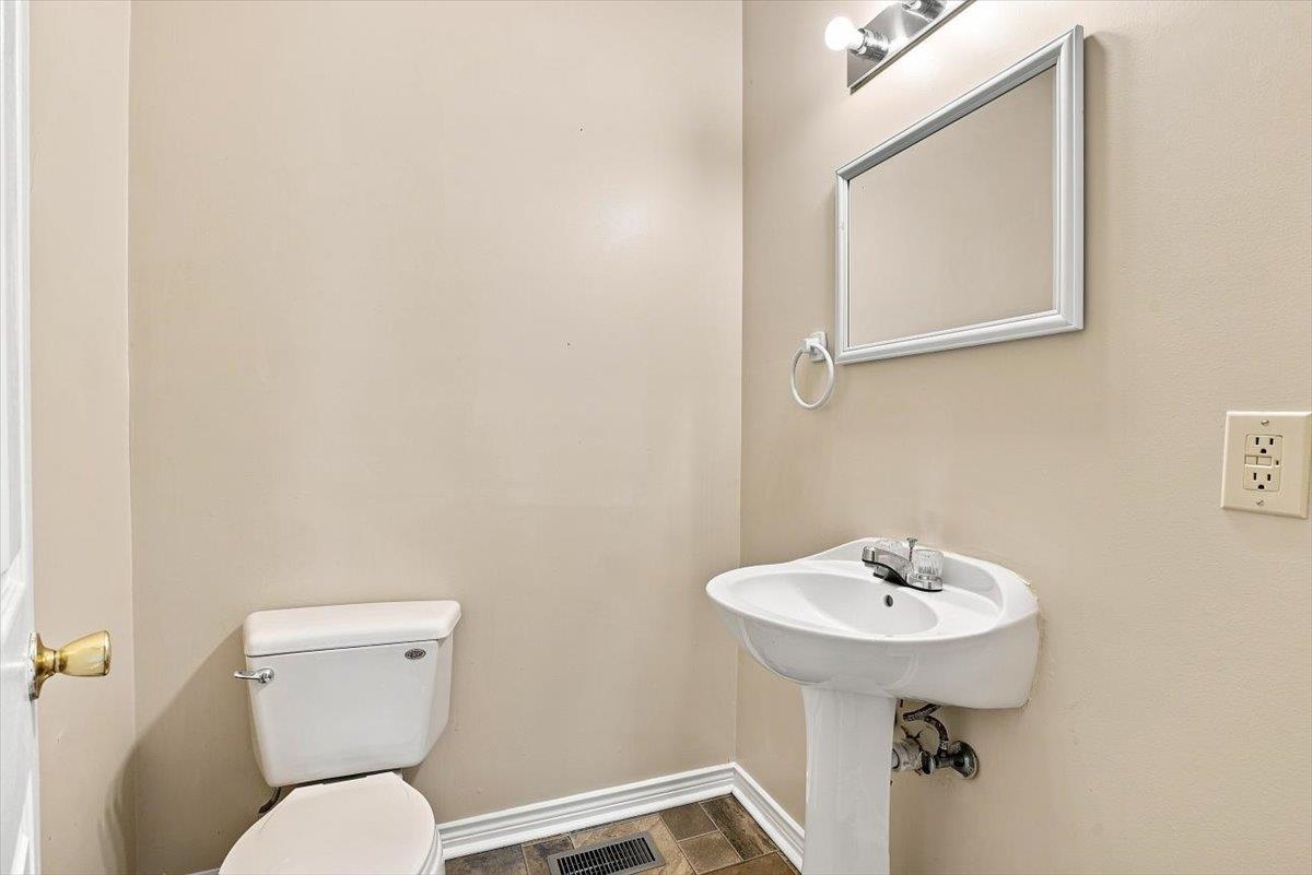 923 N Pinckney Street Property Photo 12