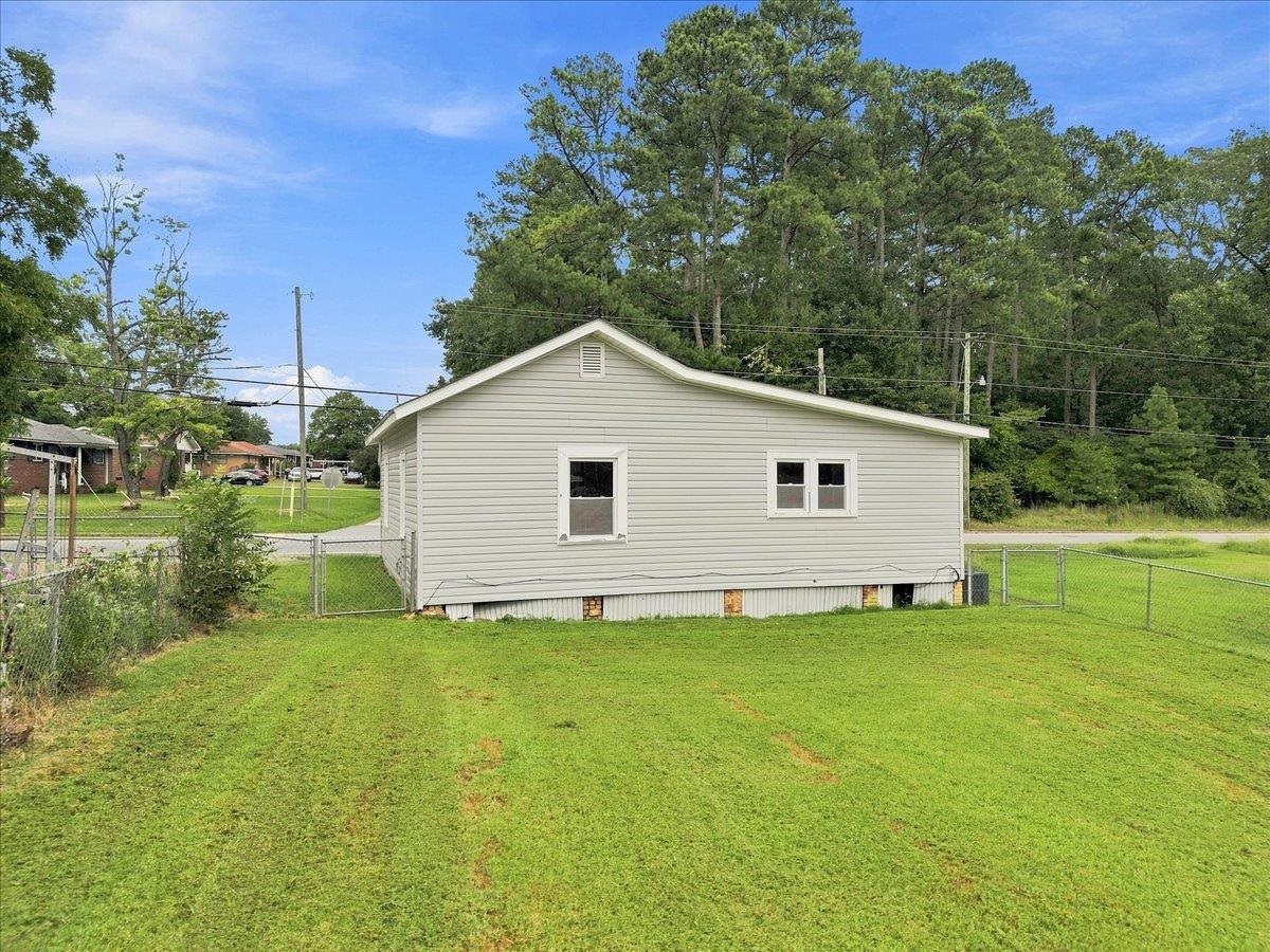 923 N Pinckney Street Property Photo 28