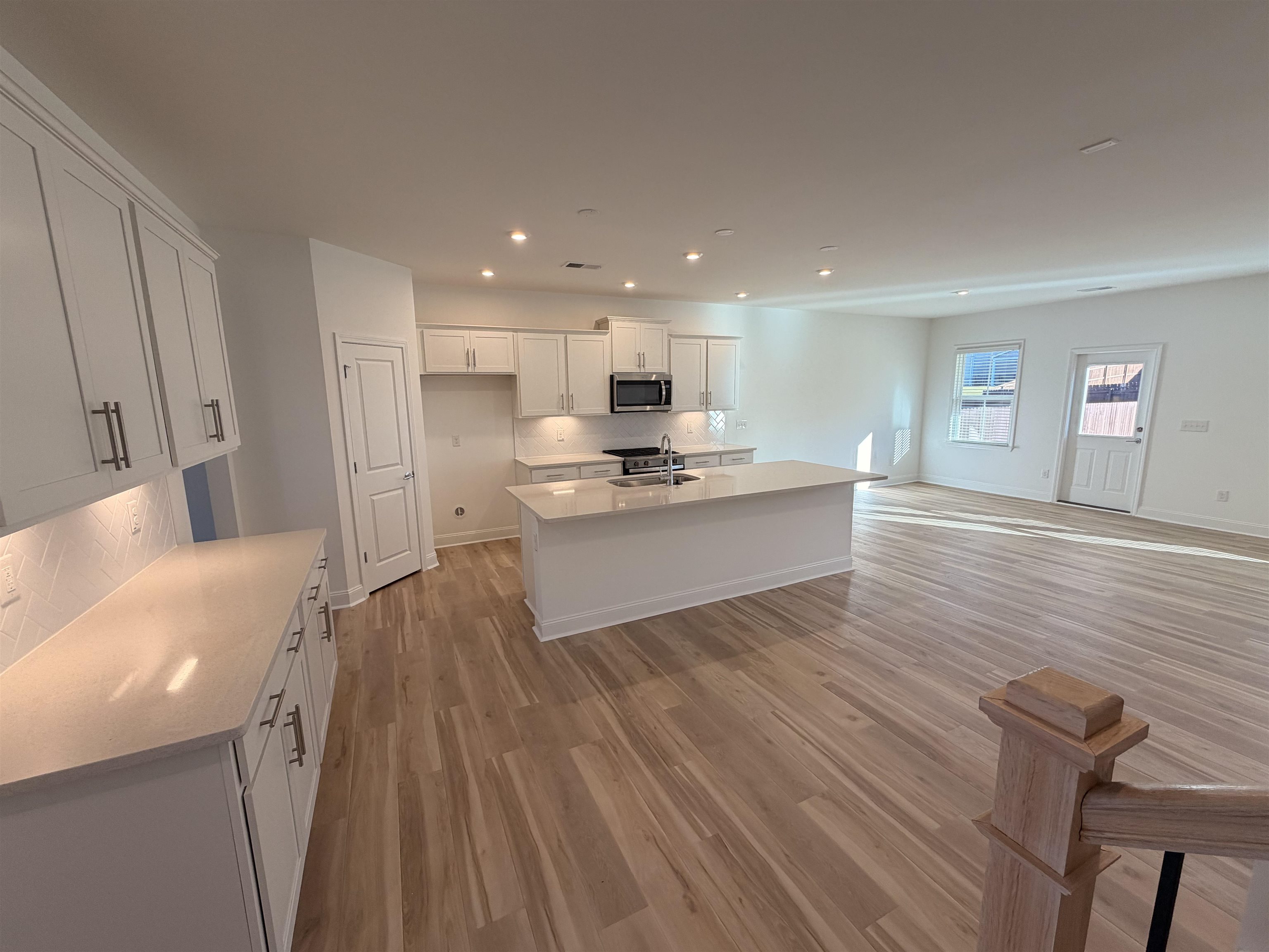 1026 Whitefox Drive Property Photo 2