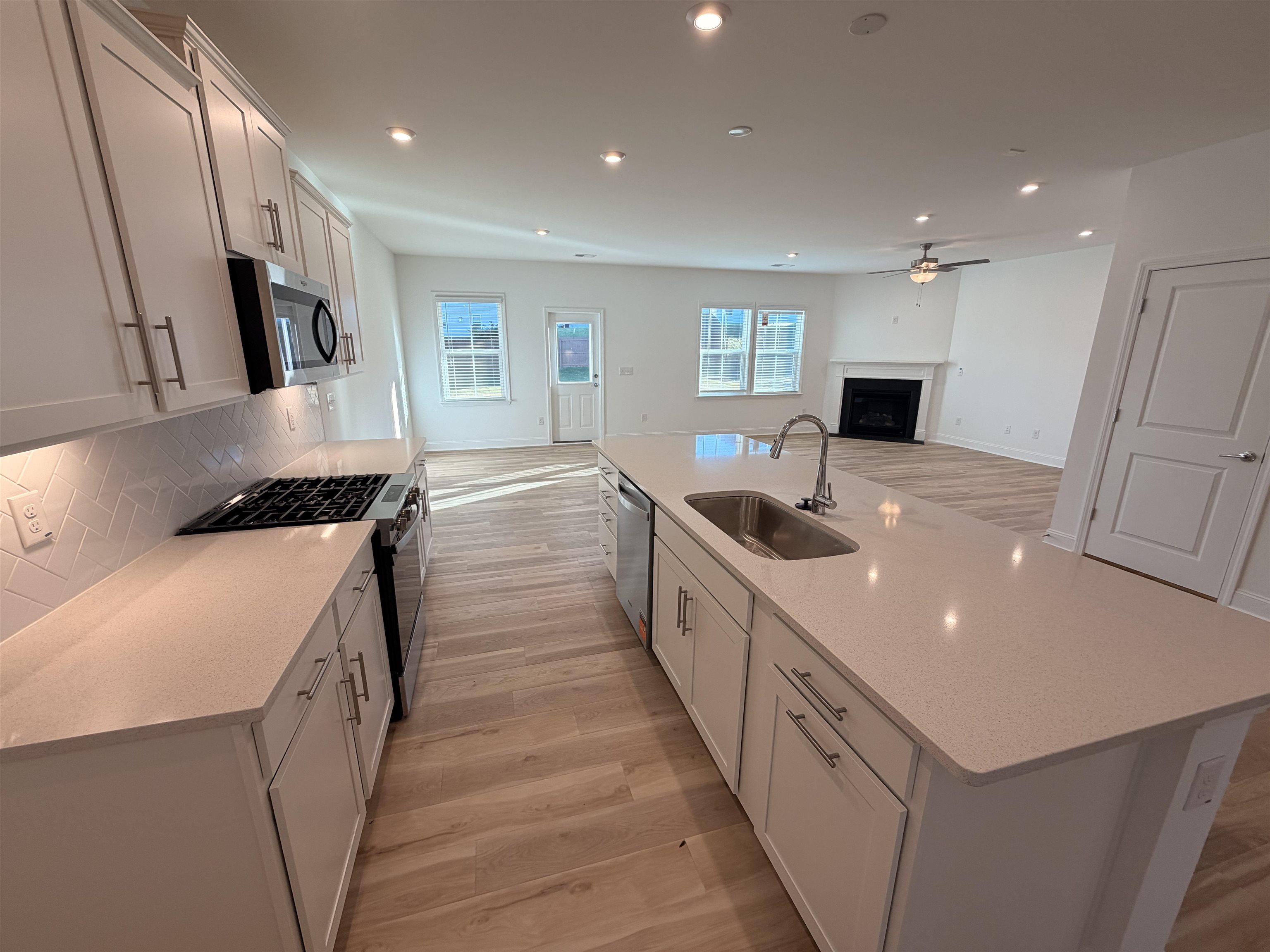 1026 Whitefox Drive Property Photo 3