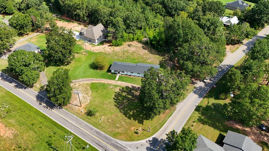 1407 Casey Creek Rd Property Photo 4