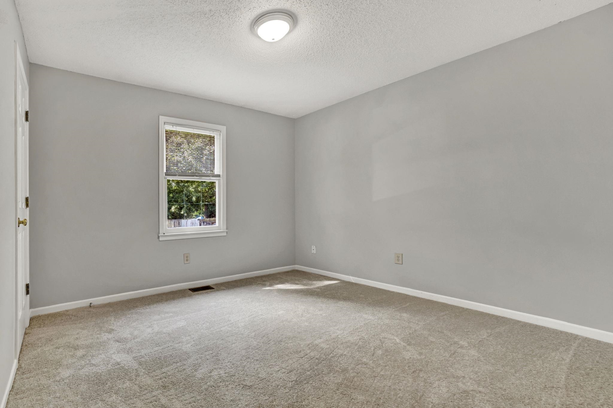 310 Dunwoody Drive Property Photo 25