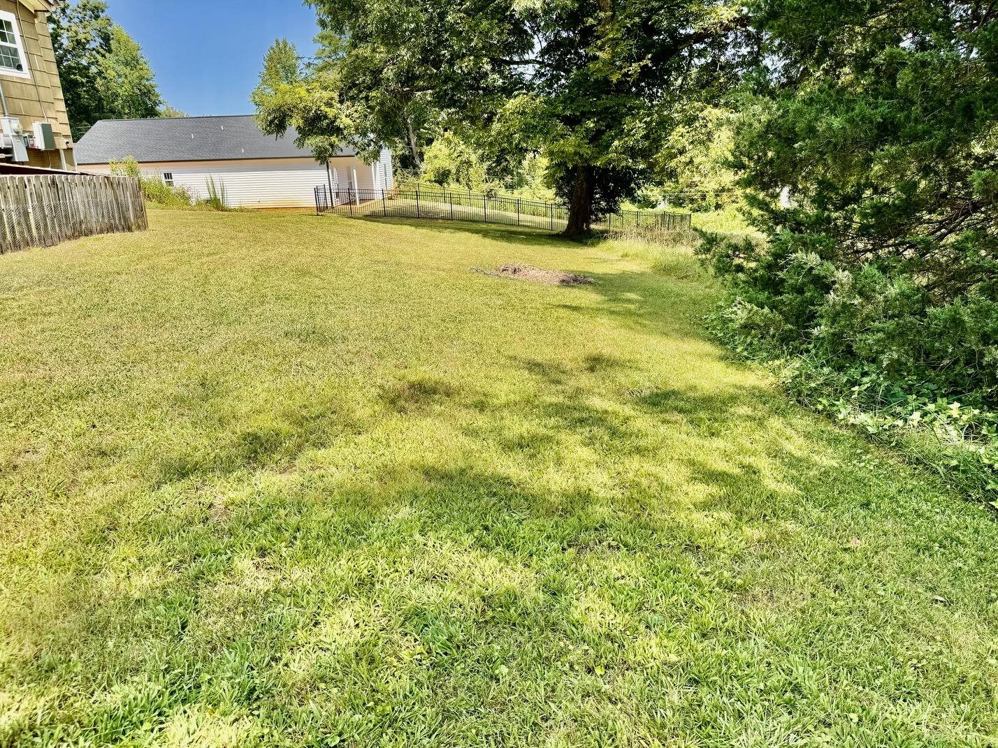 206 E Greenwood Street Property Photo 32