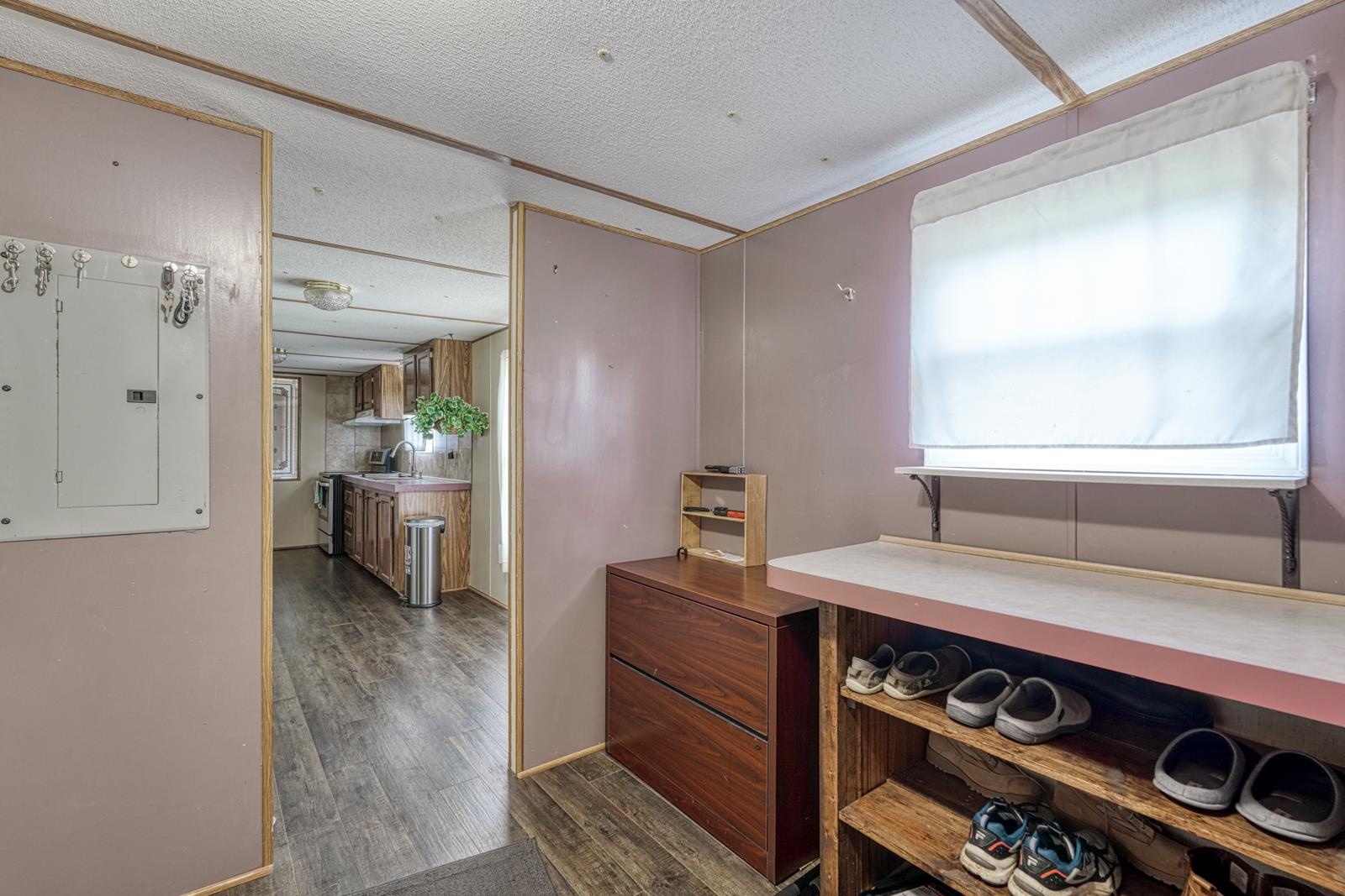 9 W Tyger Court Property Photo 3
