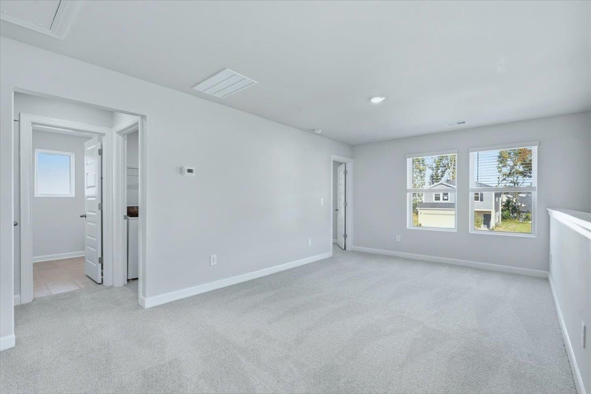 136 Gardner Avenue Property Photo 15