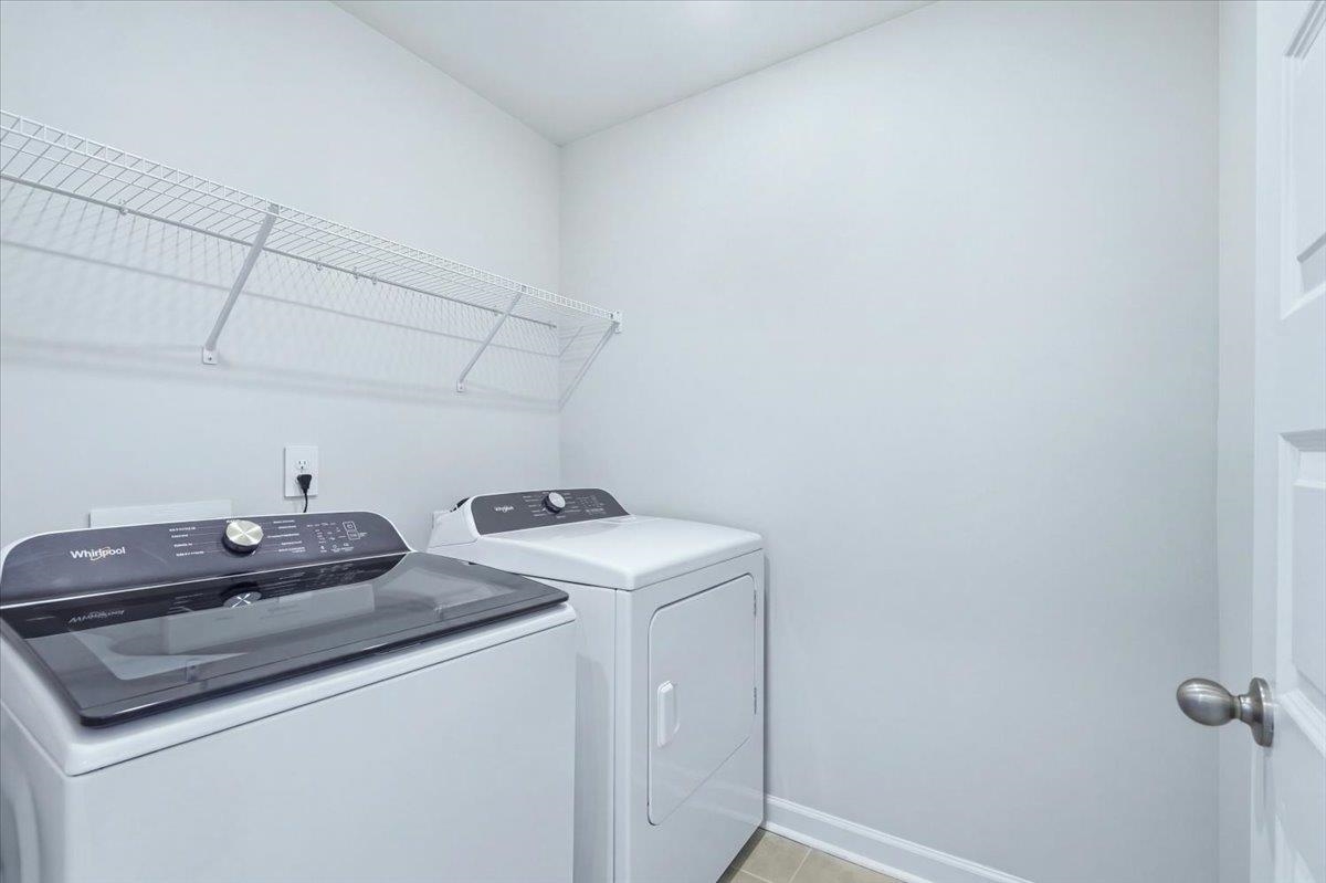 136 Gardner Avenue Property Photo 19