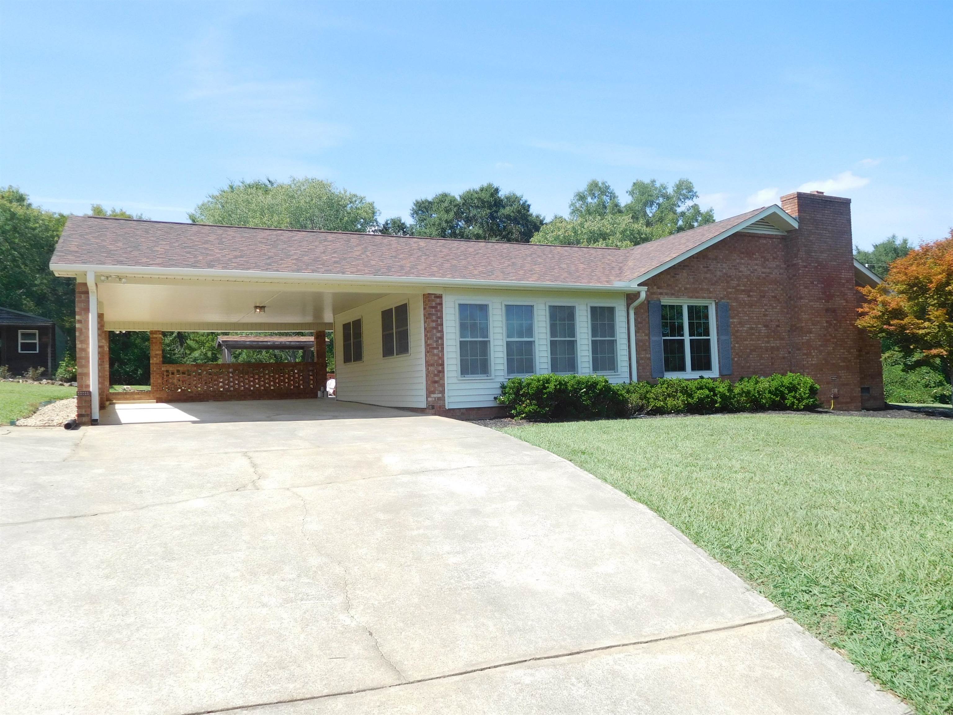 620 S Shelby Street Property Photo 2