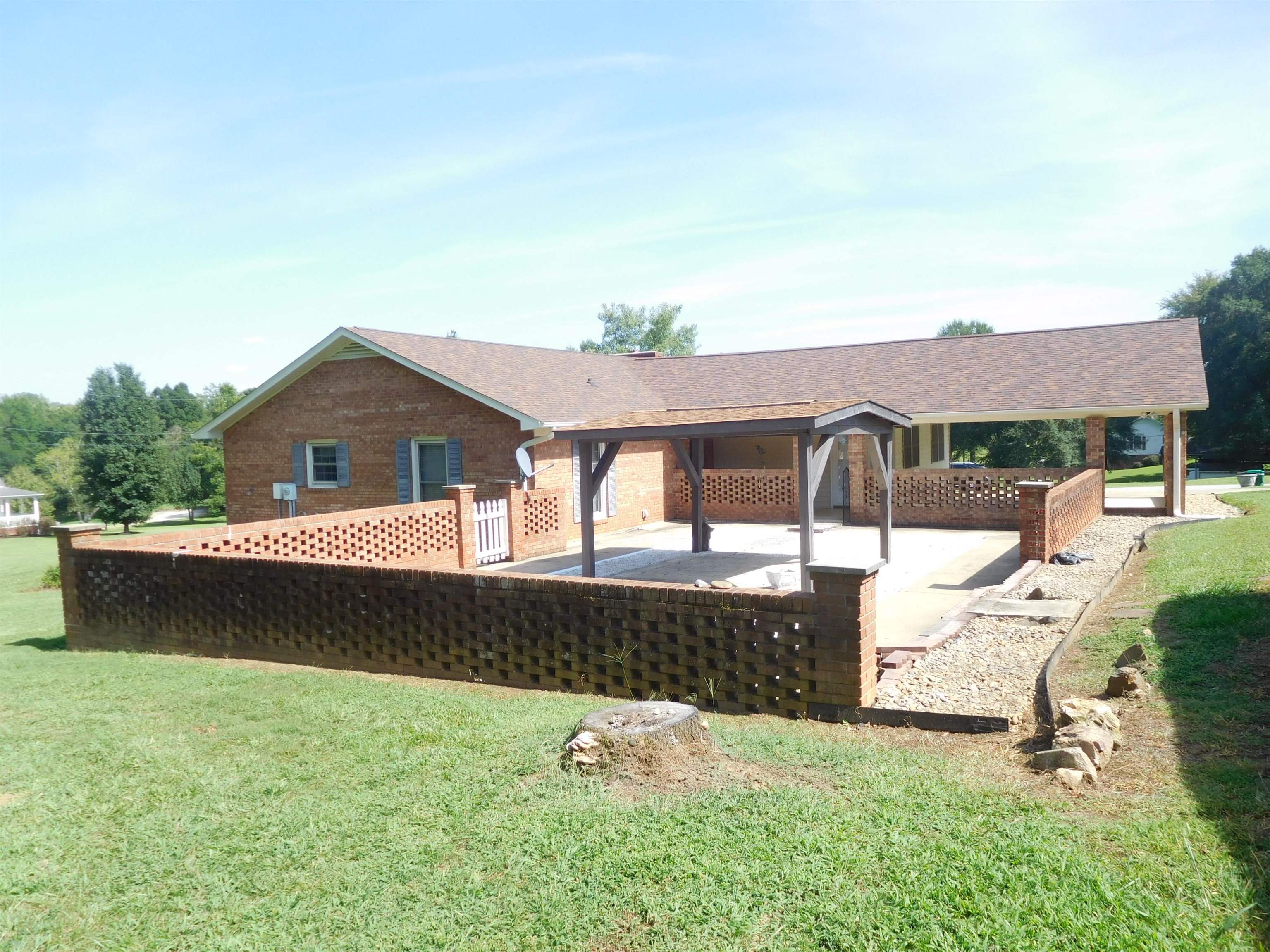 620 S Shelby Street Property Photo 4