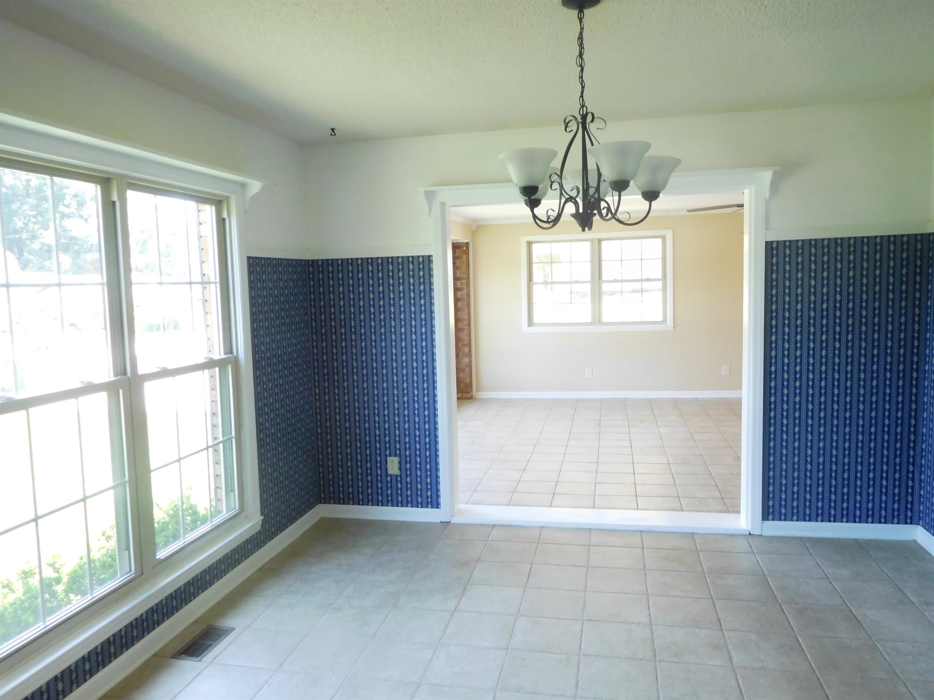 620 S Shelby Street Property Photo 10