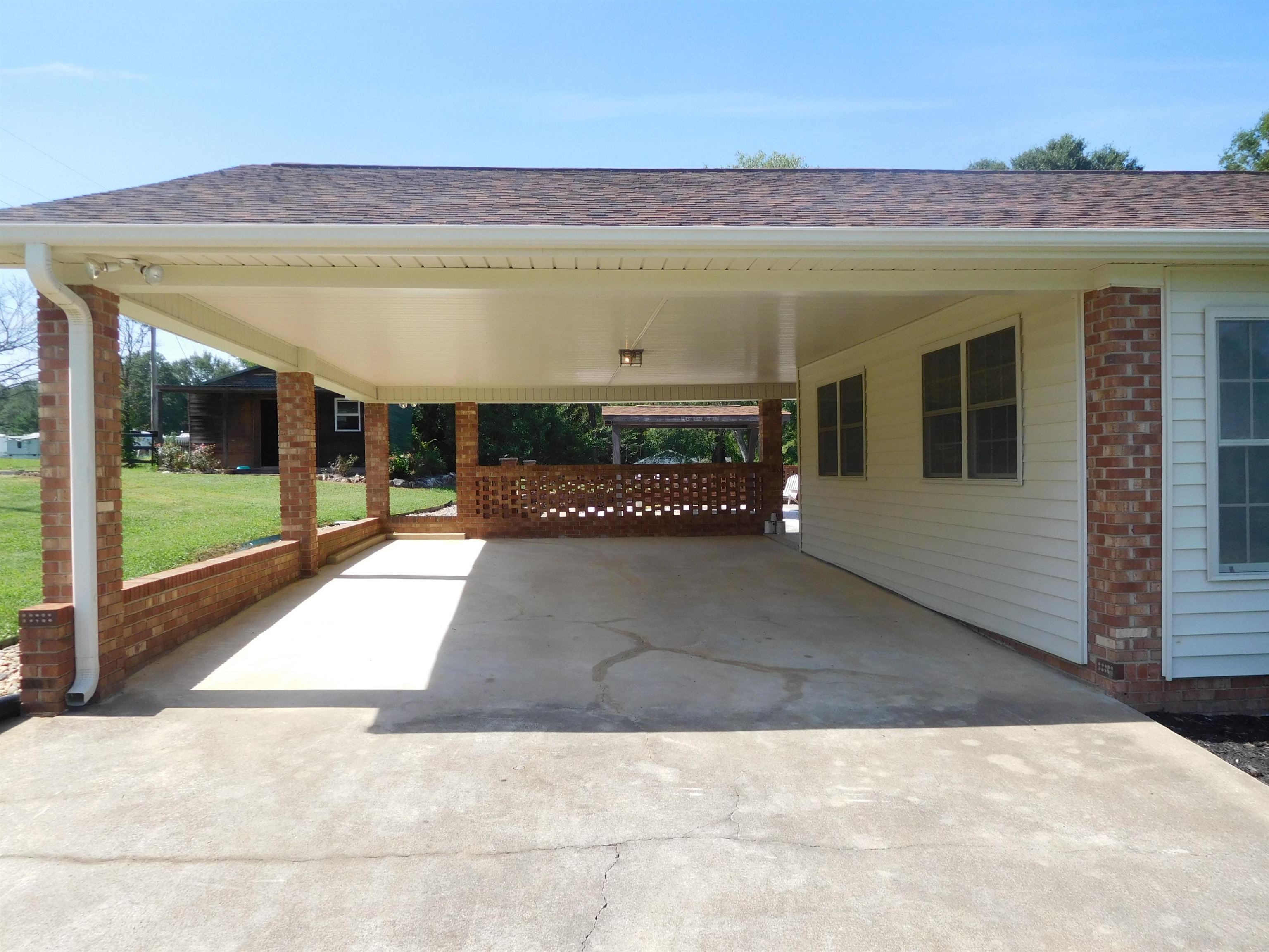 620 S Shelby Street Property Photo 26