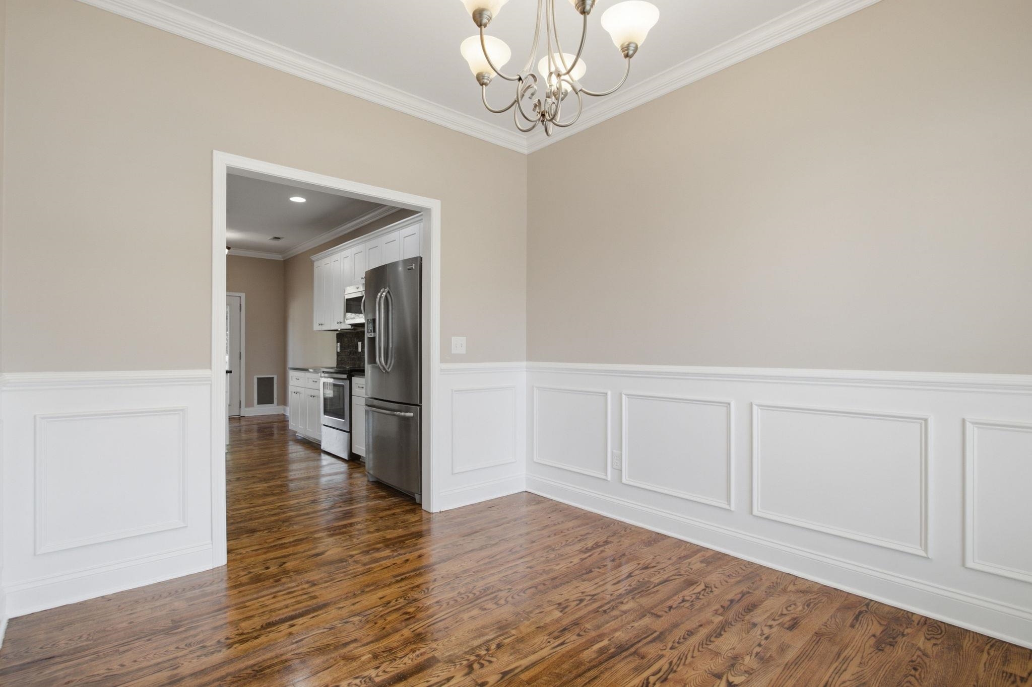 1000 Sheila Avenue Property Photo 6