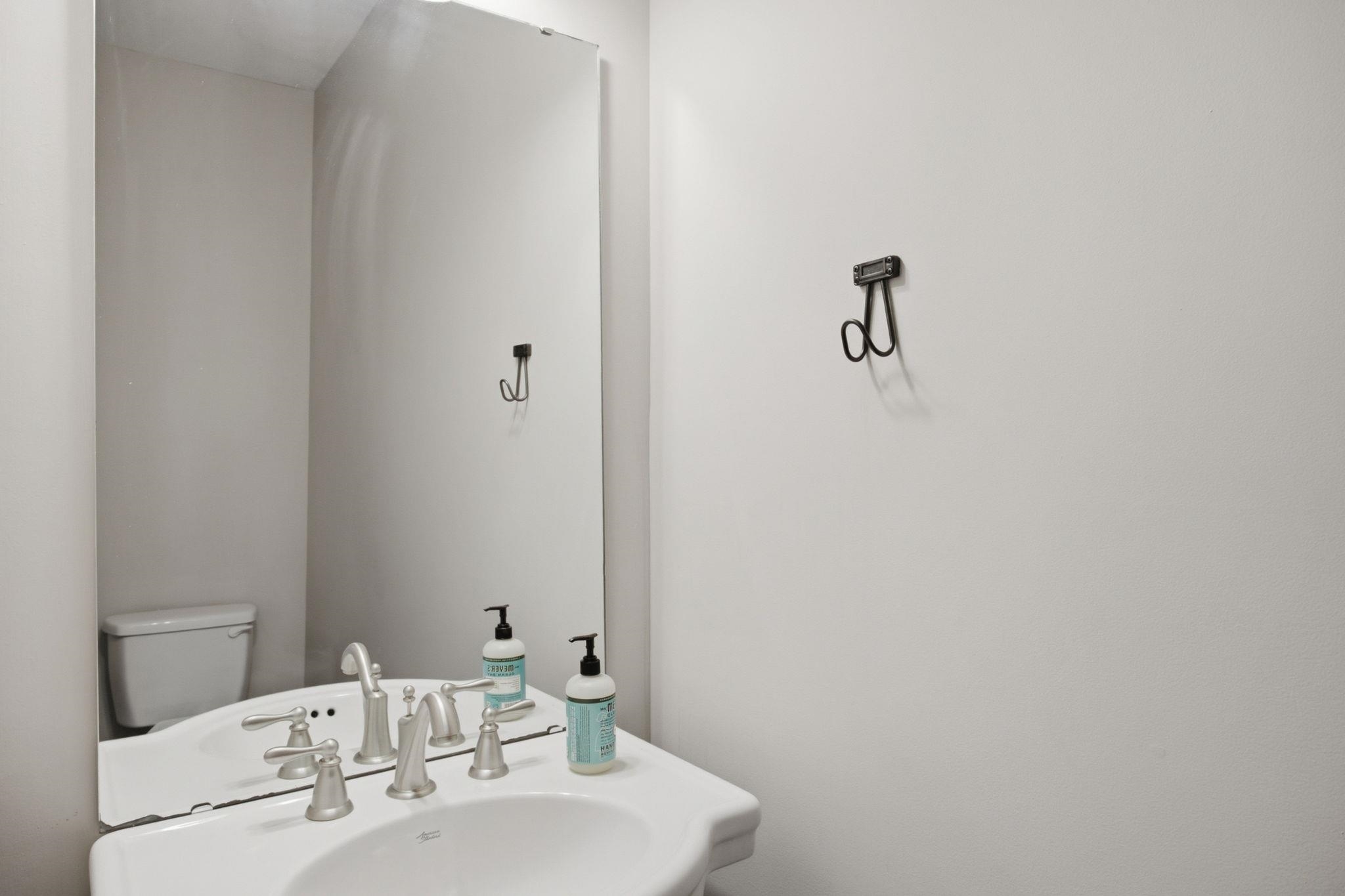 1000 Sheila Avenue Property Photo 13