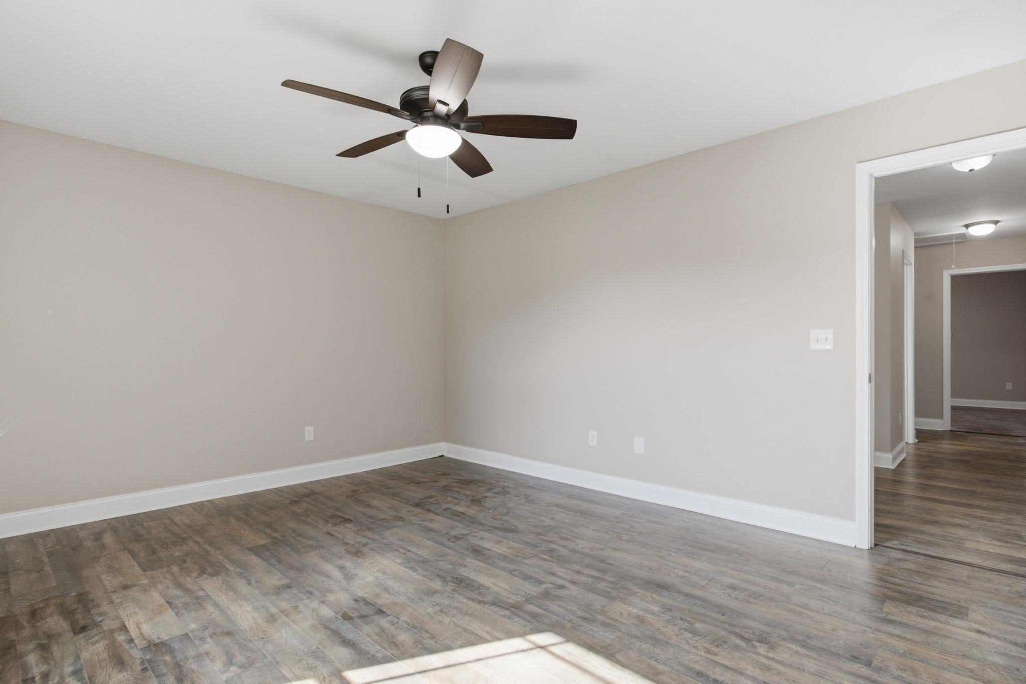 1000 Sheila Avenue Property Photo 22