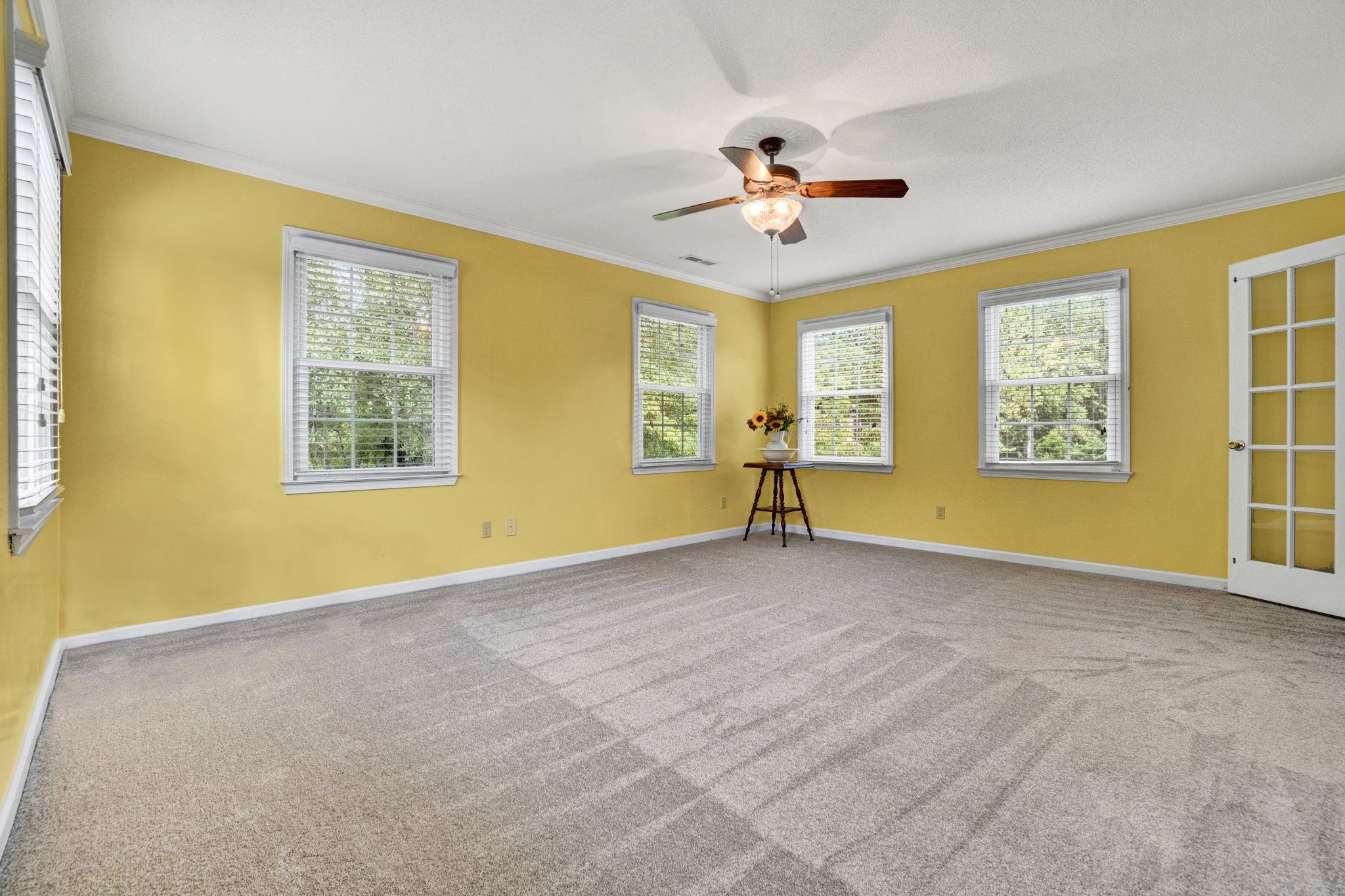 10 Woodsage Court Property Photo 21