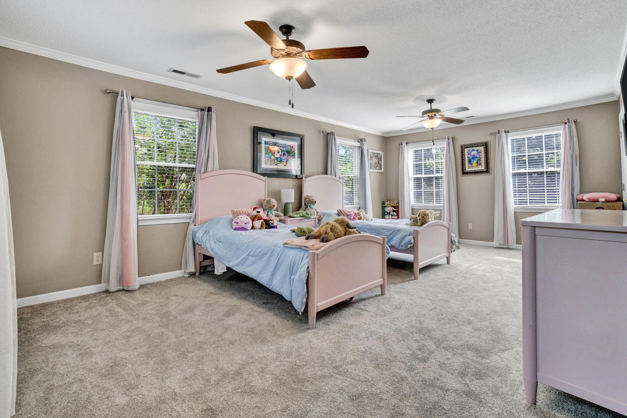 10 Woodsage Court Property Photo 24