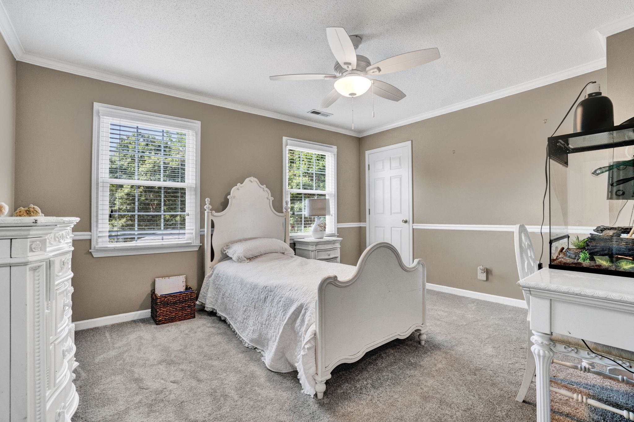 10 Woodsage Court Property Photo 26