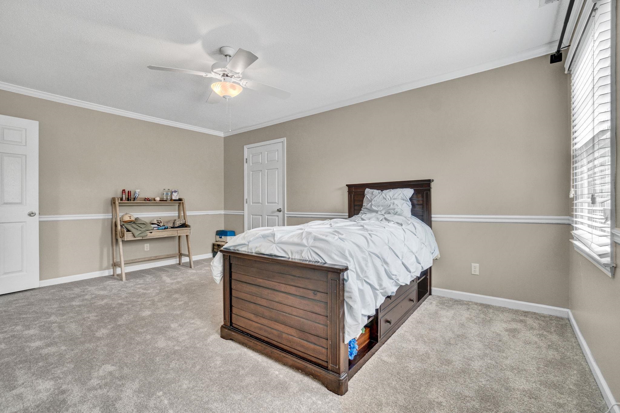 10 Woodsage Court Property Photo 28