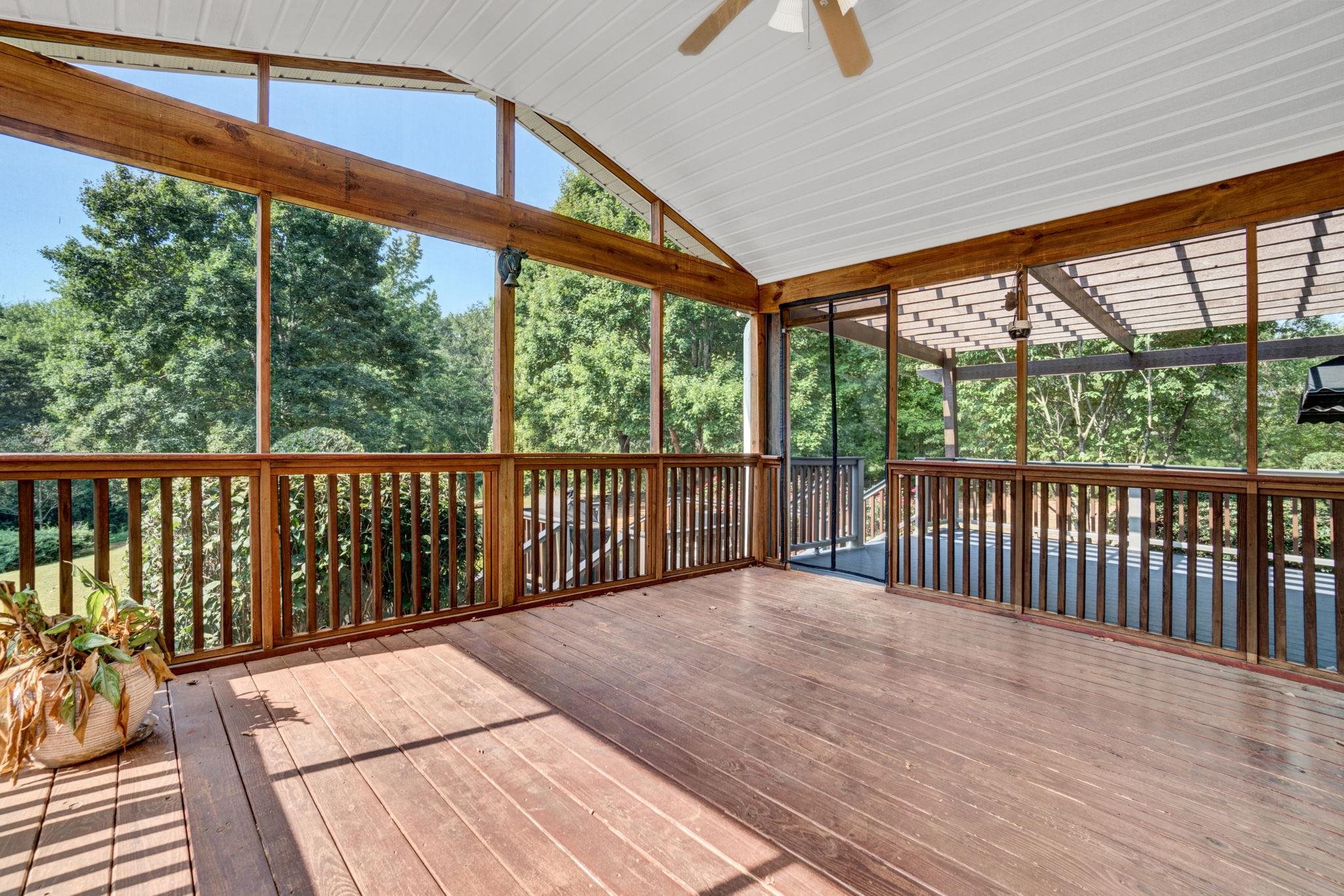 10 Woodsage Court Property Photo 38