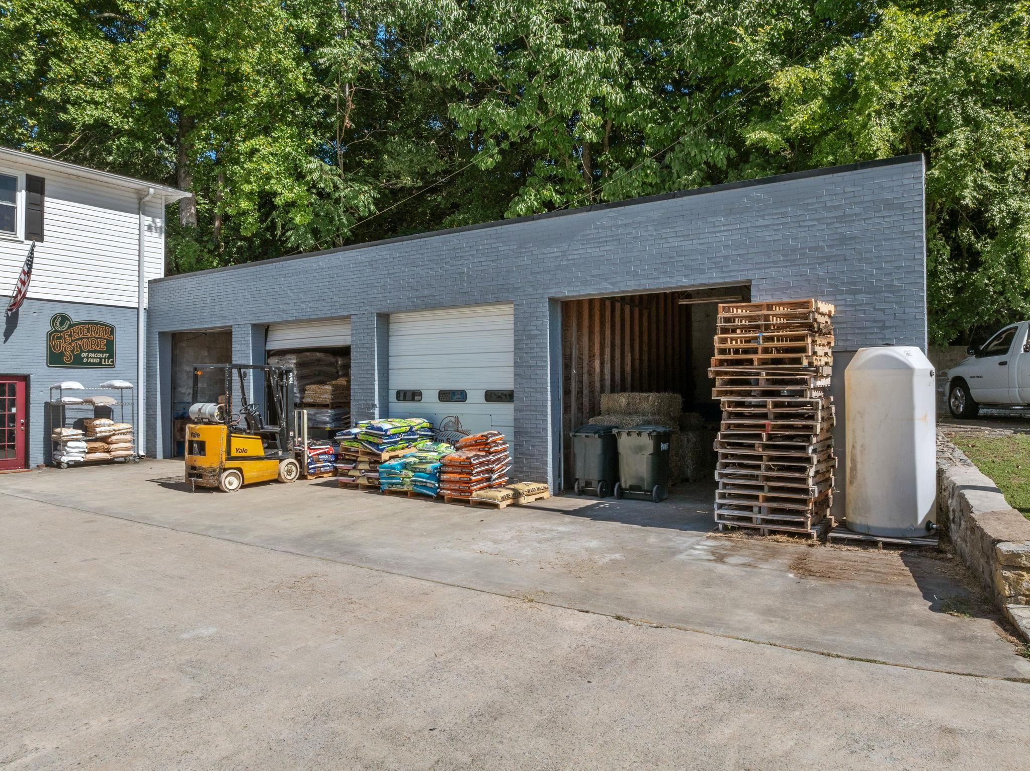 155 Montgomery Avenue Property Photo 4