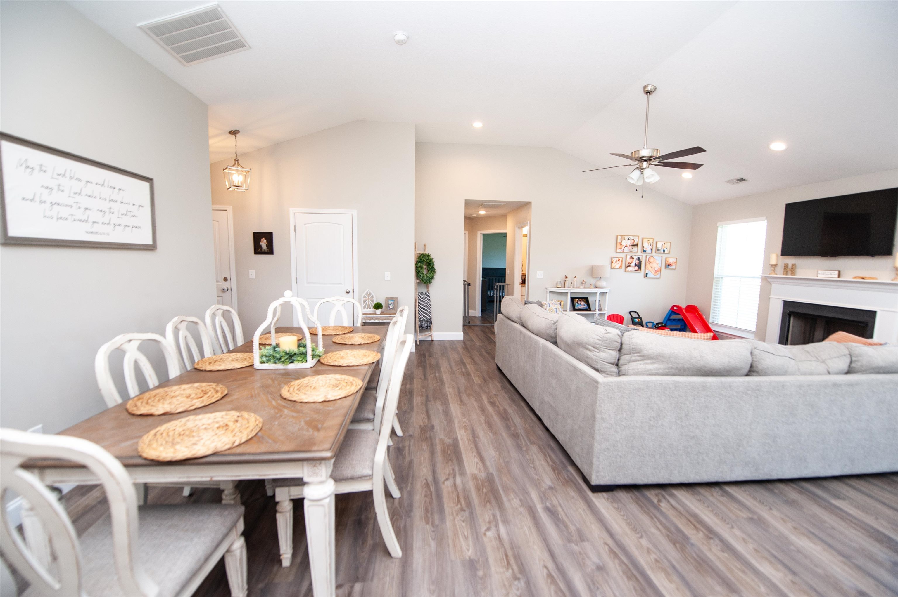 529 Life Lane Property Photo 5