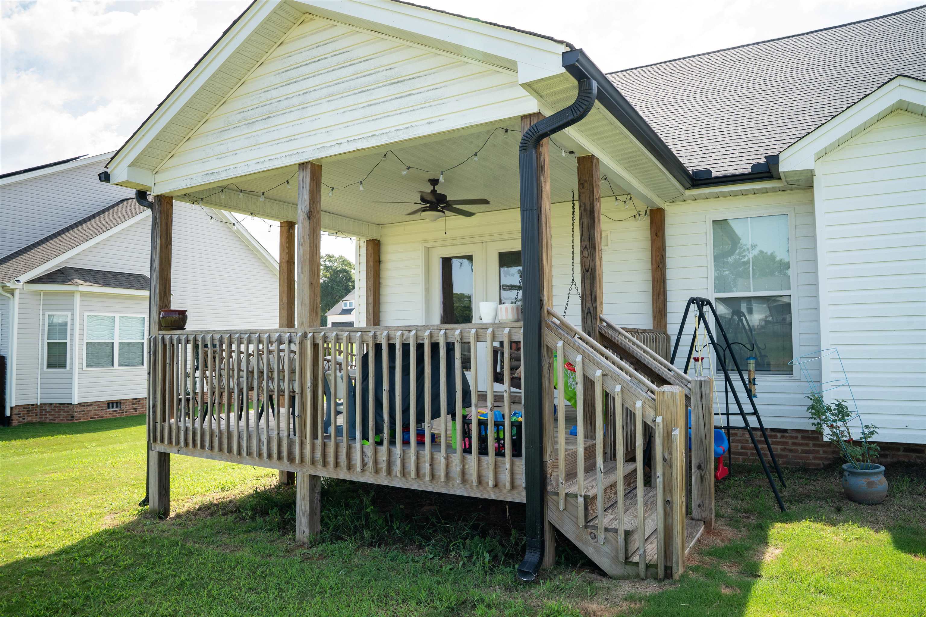 529 Life Lane Property Photo 32