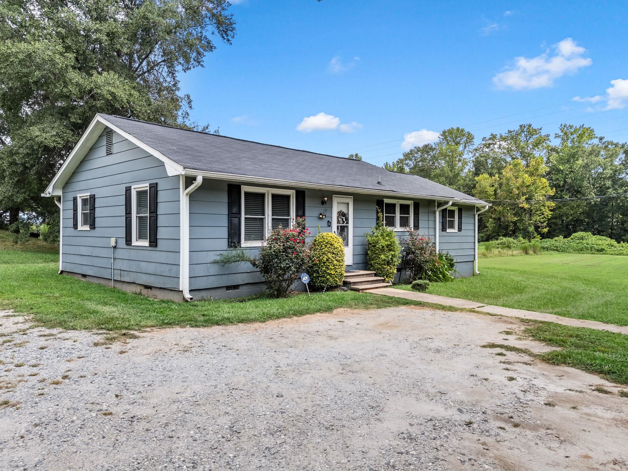 137 Shoally Street Property Photo 4
