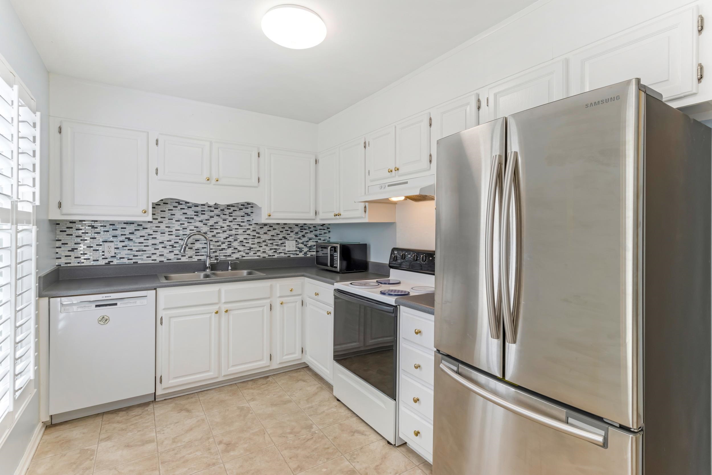 177 Buckstone Lane Property Photo 2