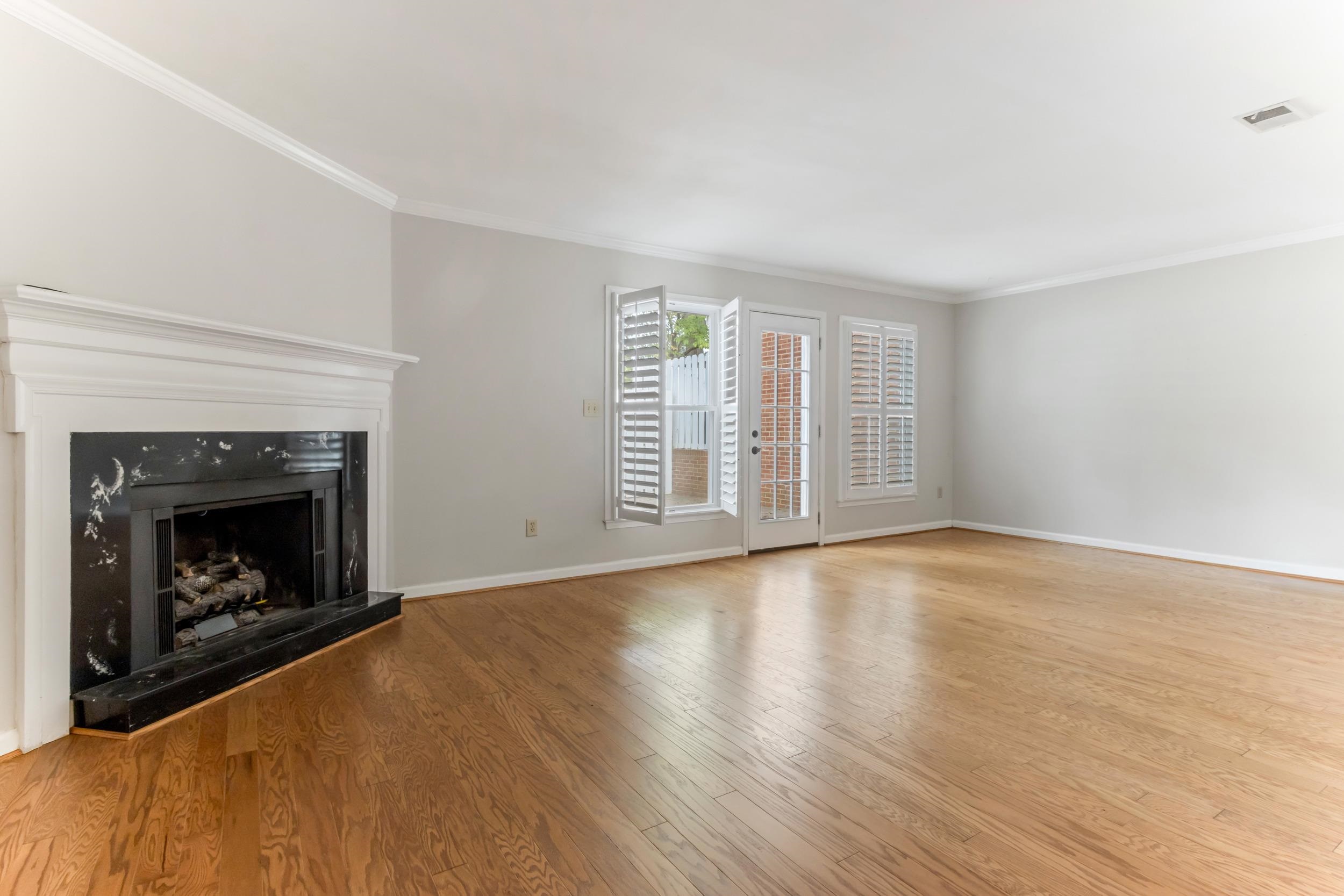 177 Buckstone Lane Property Photo 4