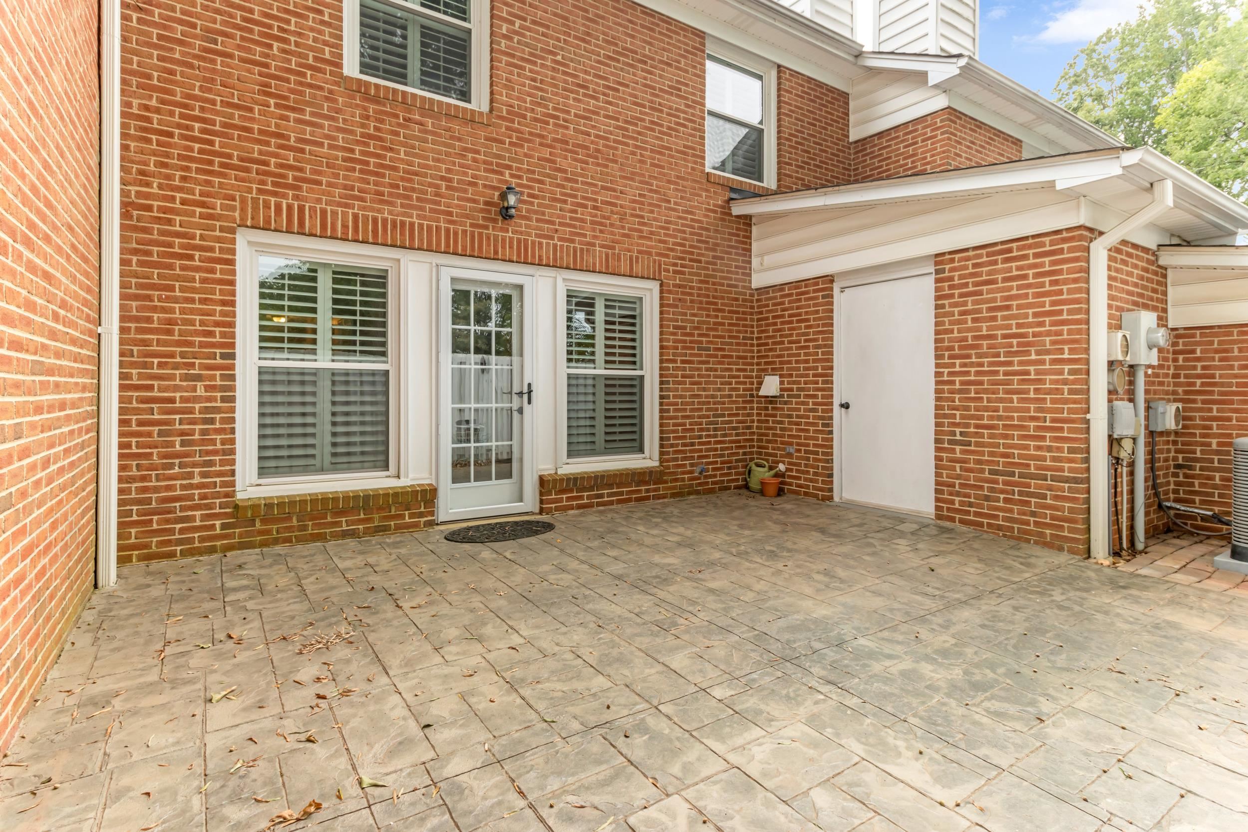 177 Buckstone Lane Property Photo 28