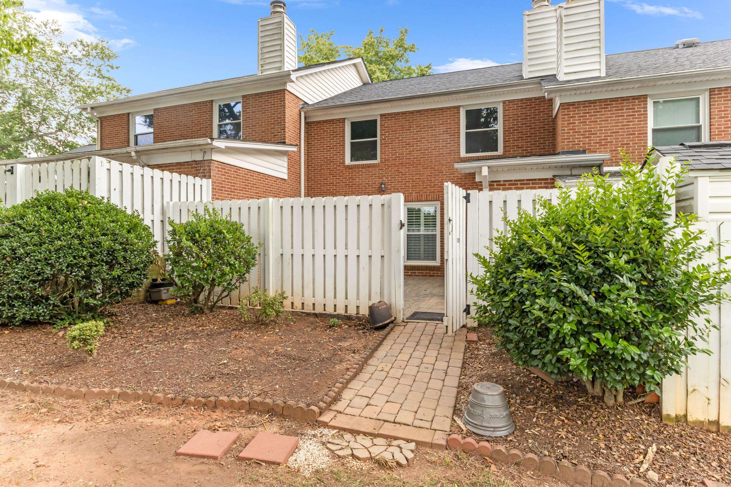 177 Buckstone Lane Property Photo 29