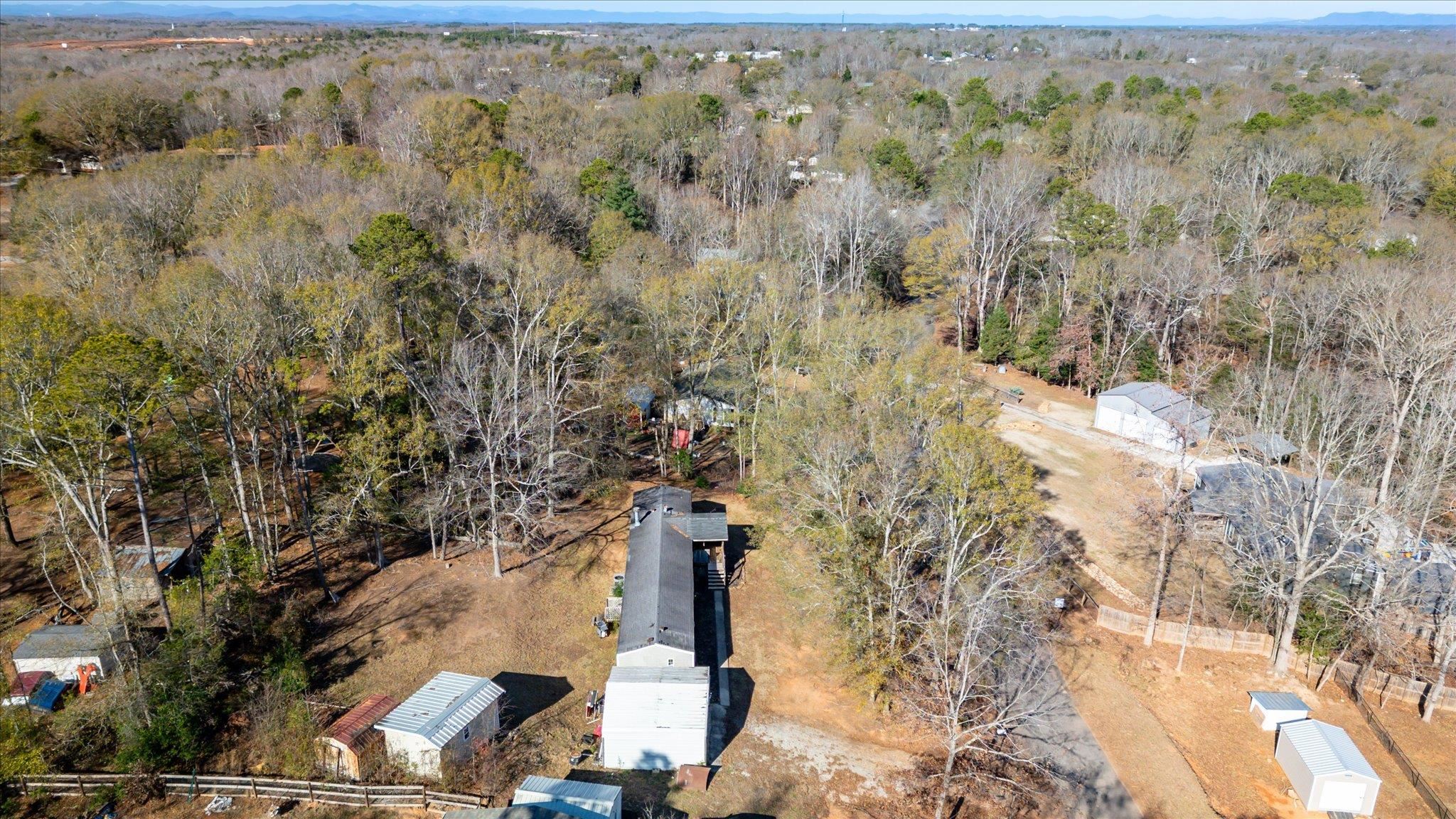 210 Elaine Drive Property Photo 33