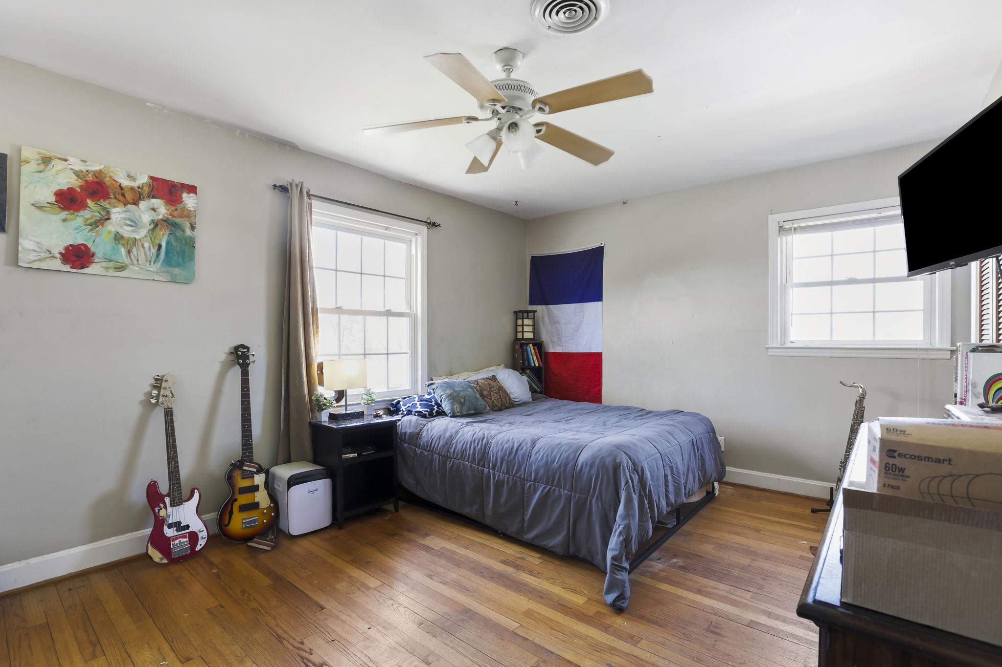 200 Yorkshire Drive Property Photo 20