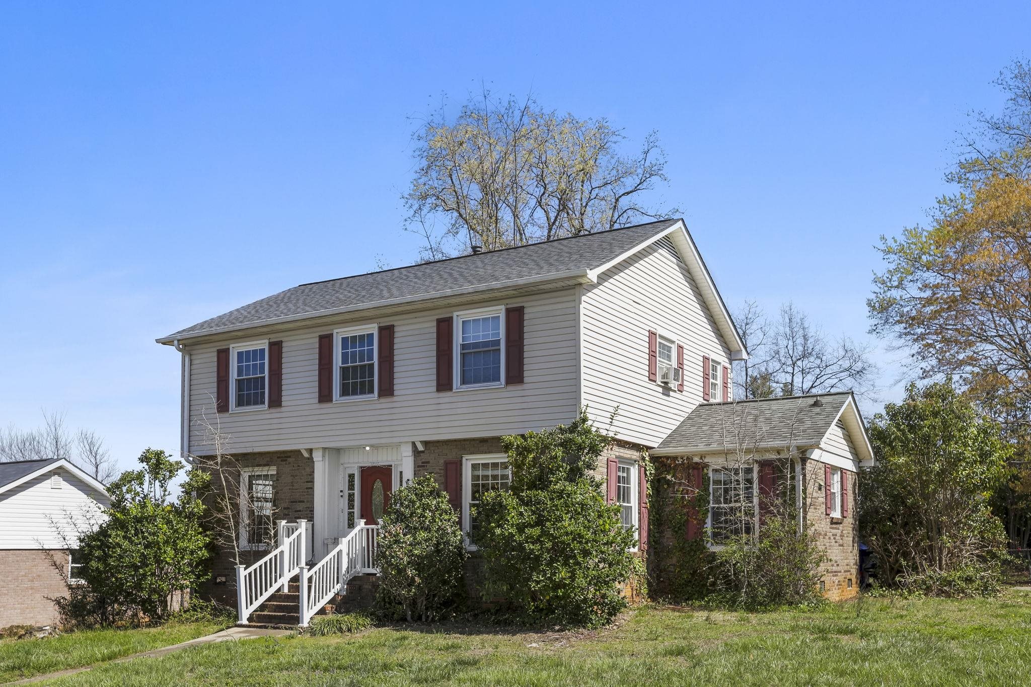 200 Yorkshire Drive Property Photo 31