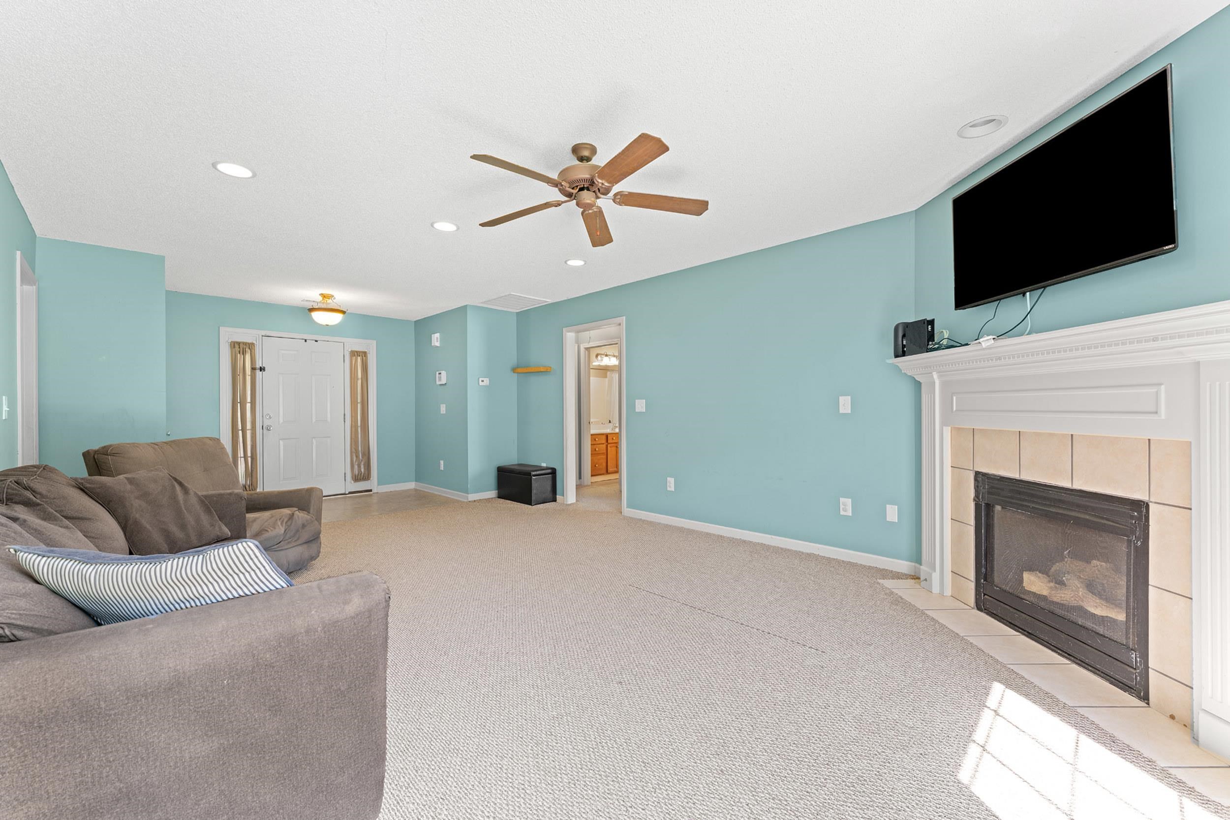 217 Shady Spring Way Property Photo 9