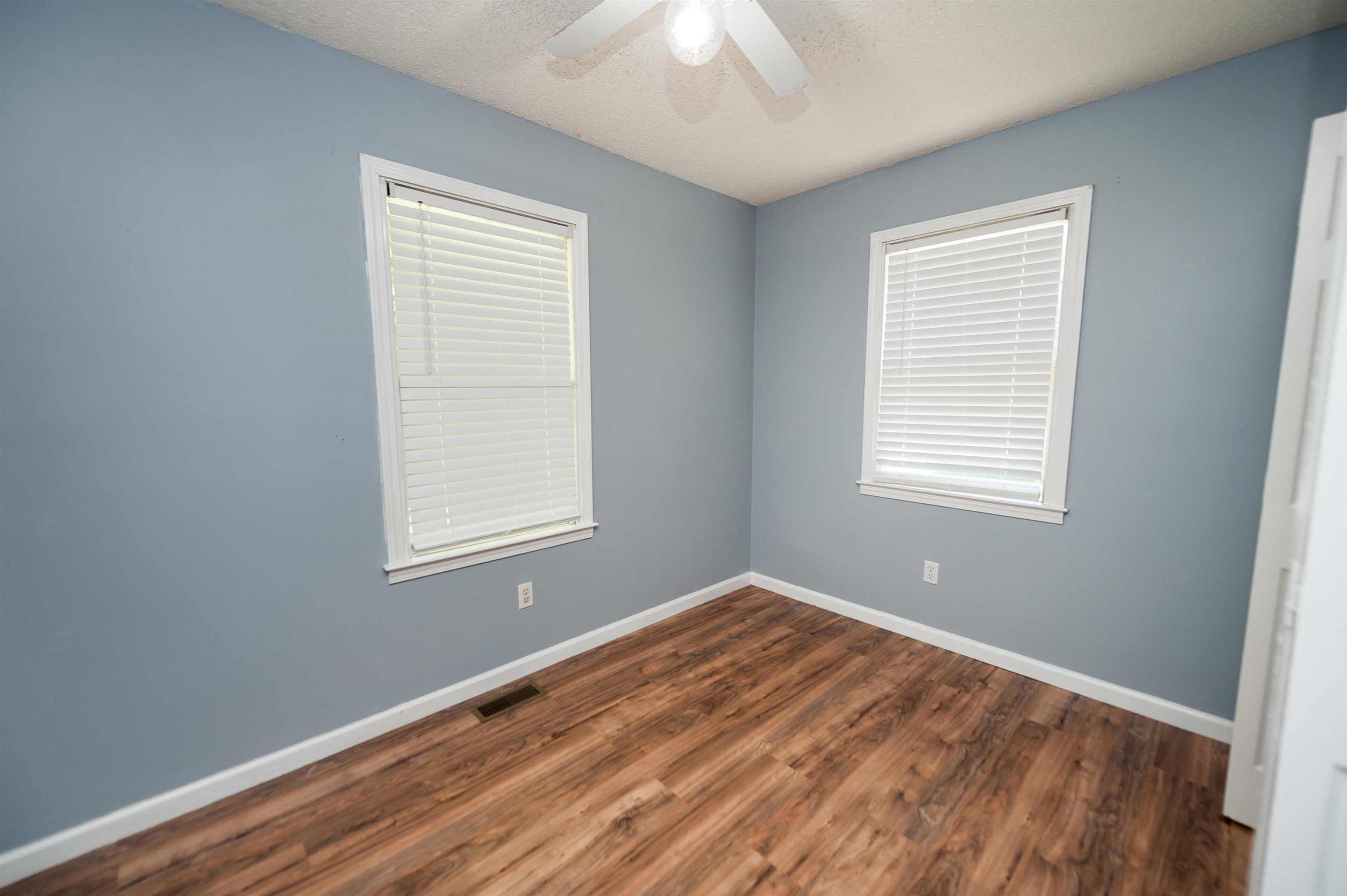 290 Cedar Canyon Dr. Property Photo 17