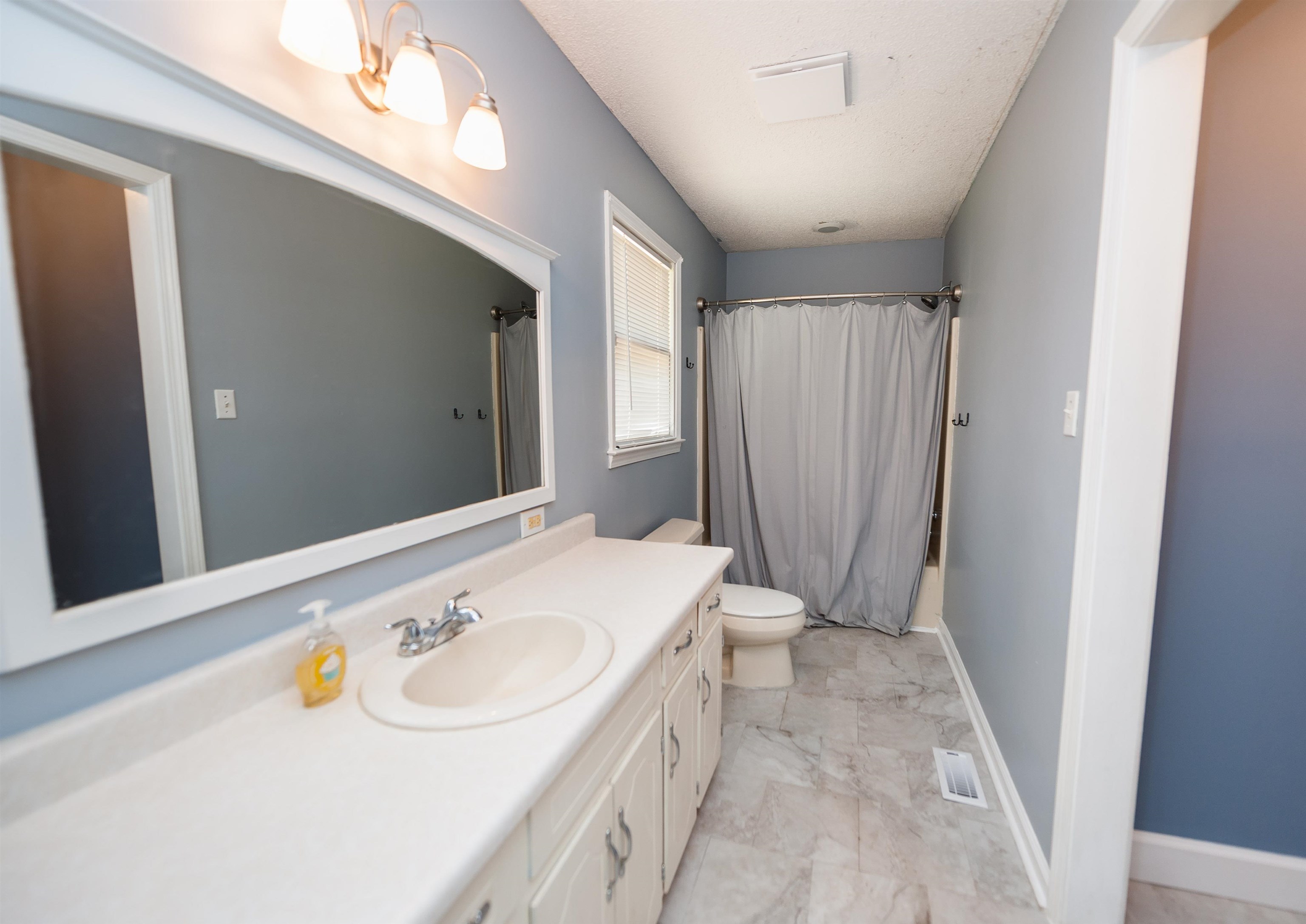 290 Cedar Canyon Dr. Property Photo 22