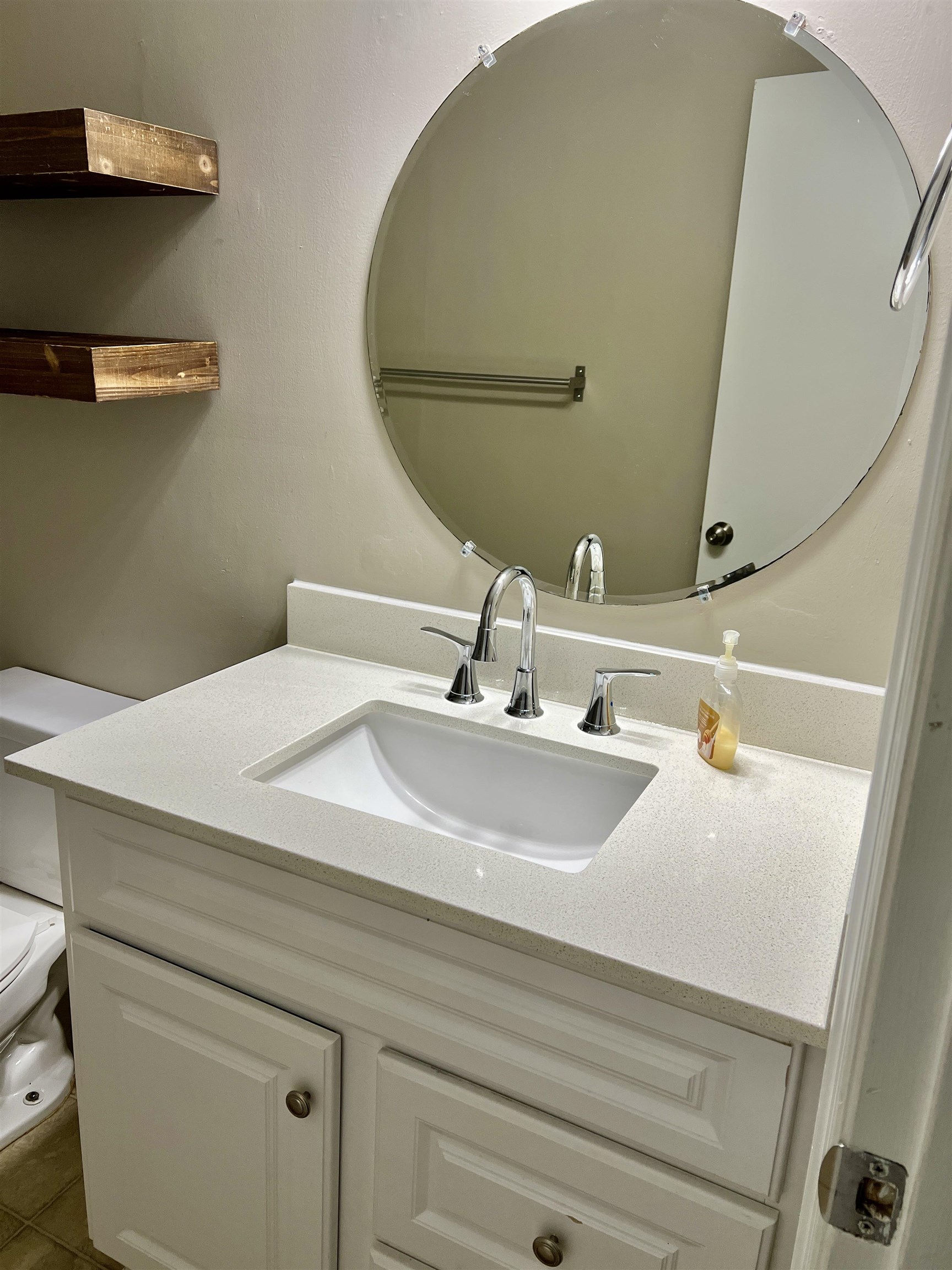 1108 Tiger Blvd , 149 Property Photo 11