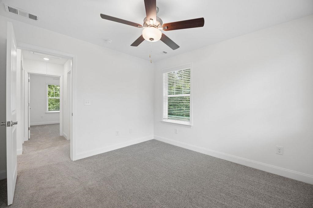 668 Saxon Avenue Property Photo 29