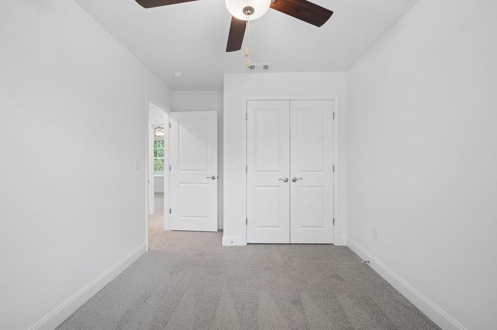 668 Saxon Avenue Property Photo 34