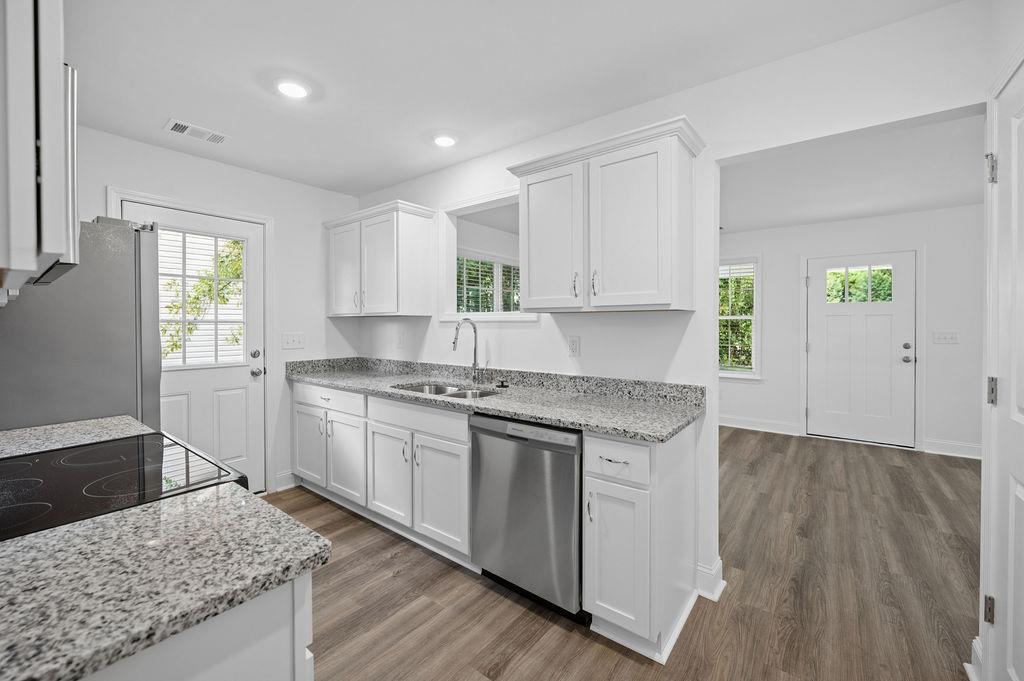 779 Leonard Street Property Photo 18