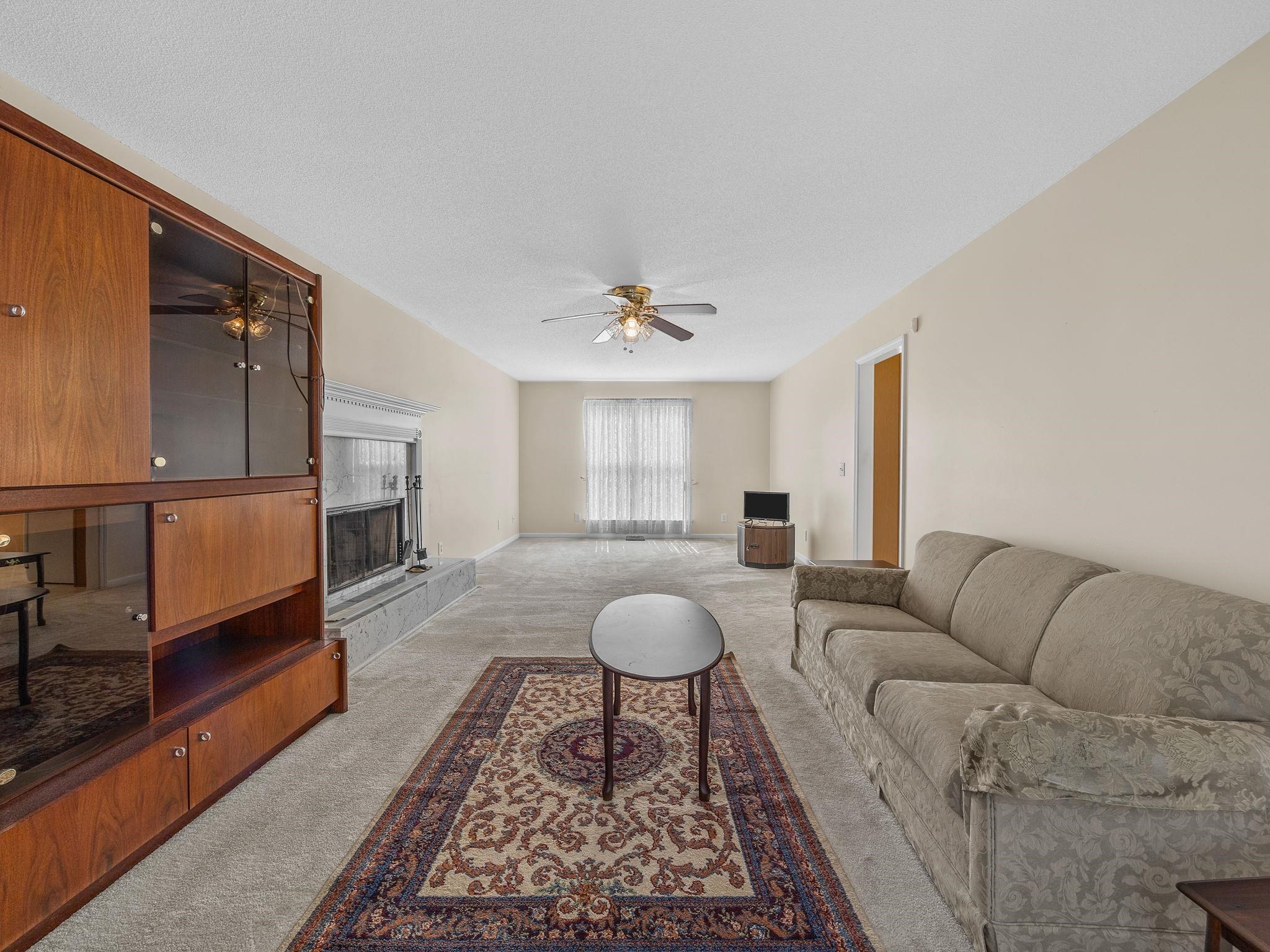 104 Bermuda Lane Property Photo 9